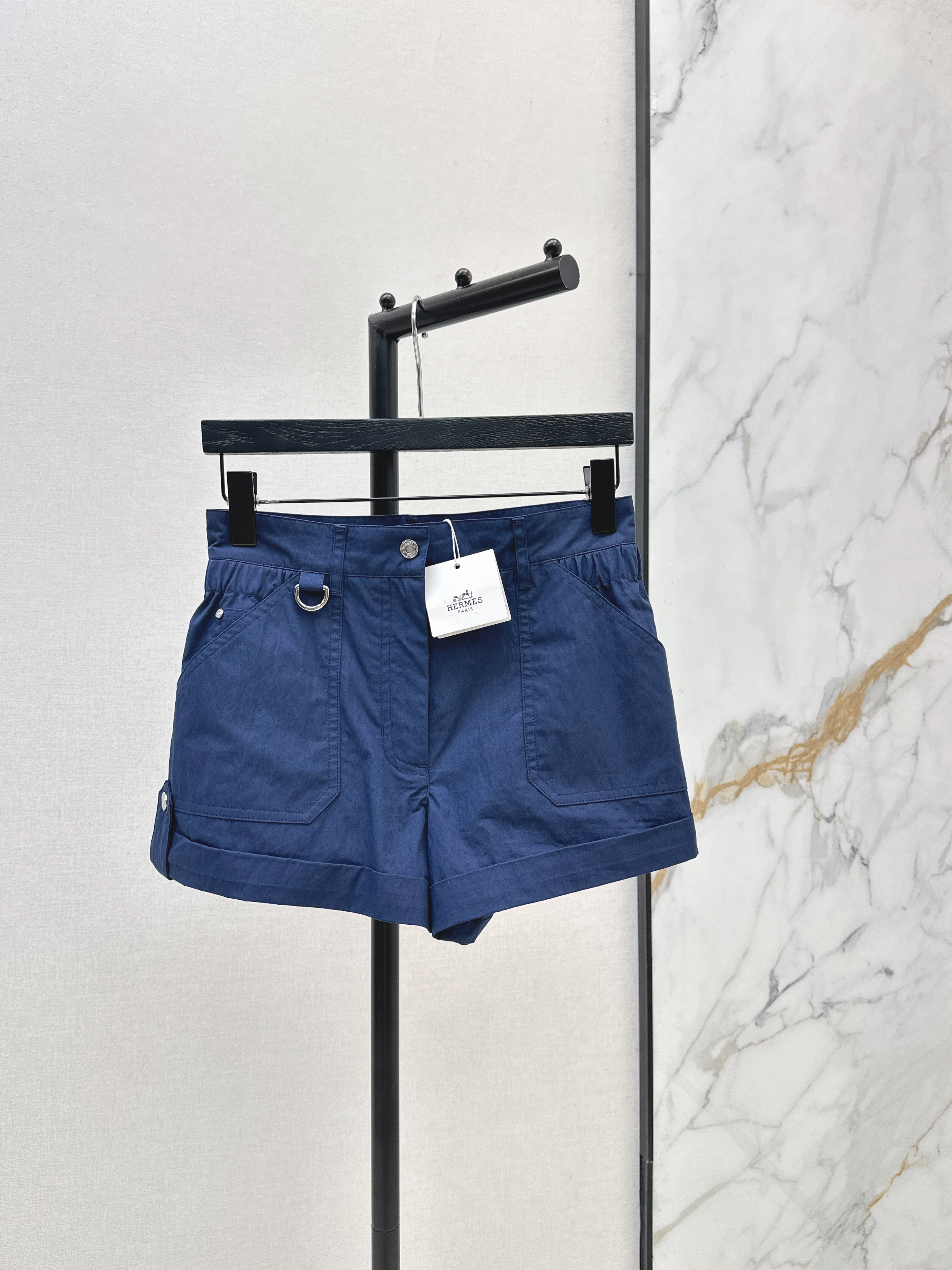 Herm New casual shorts