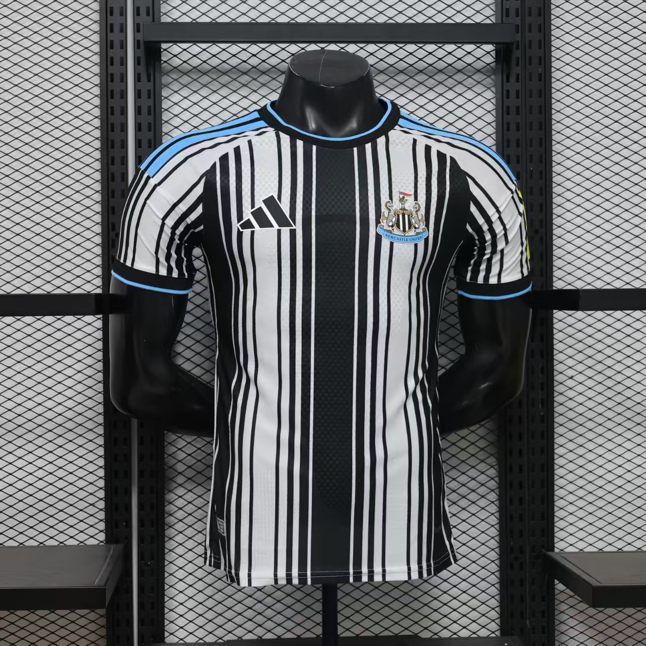 Newcastle United Home Jersey Player version 26/27