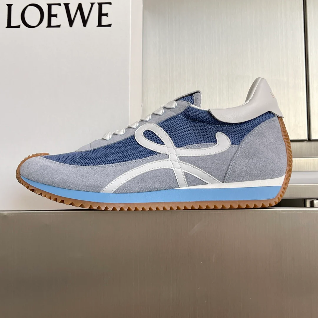 Loe New Sneakers