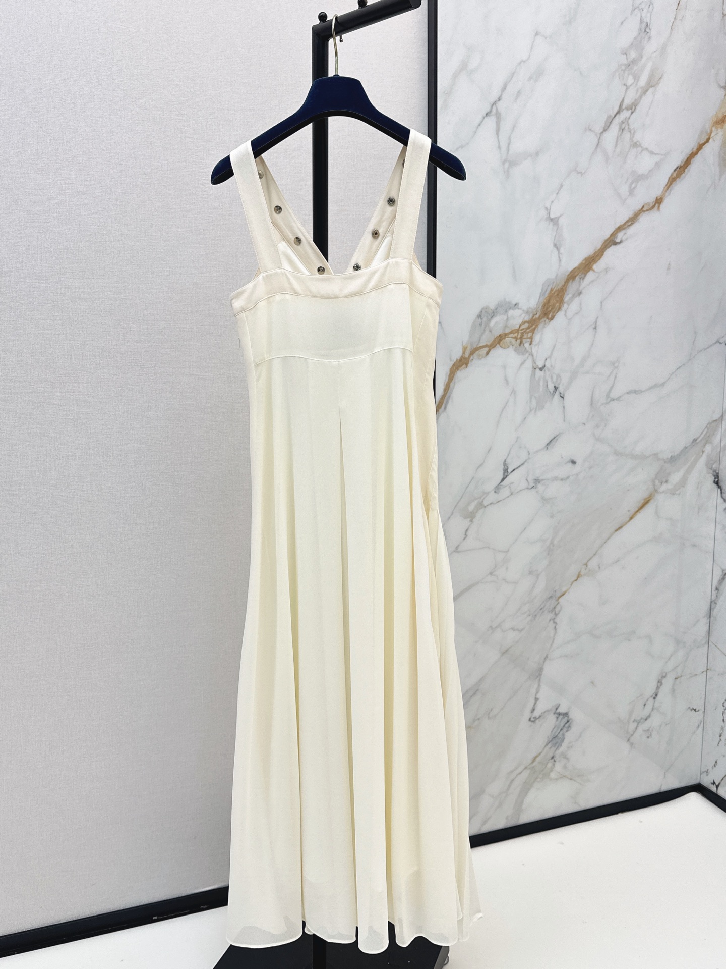 Louis New Spaghetti strap dress