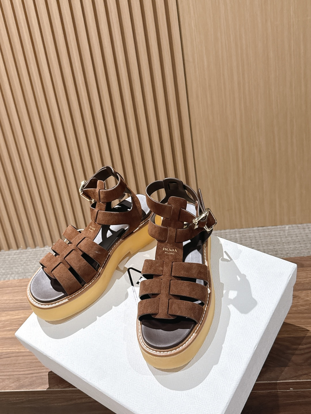 Prad New Retro Roman sandals