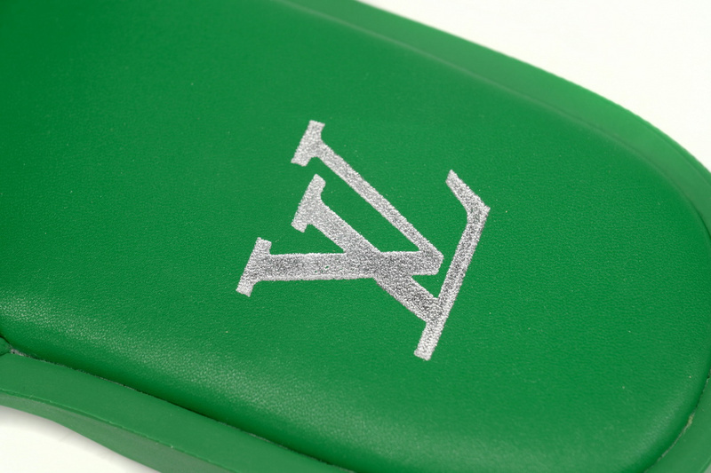 Pkkicks God Batch BLUE LOUIS VUITTON Oasis Green Embossing