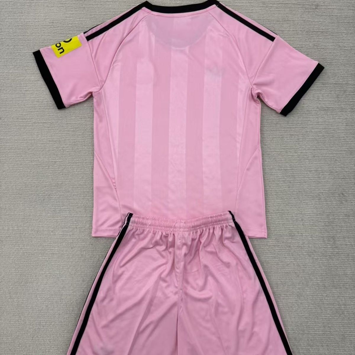 Newcastle United Home Kit Football Jersey 2025-26