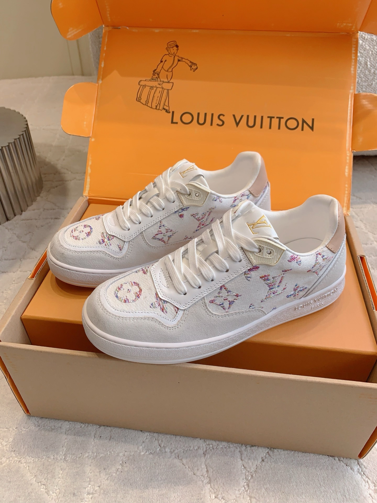 Loui  New plimsolls