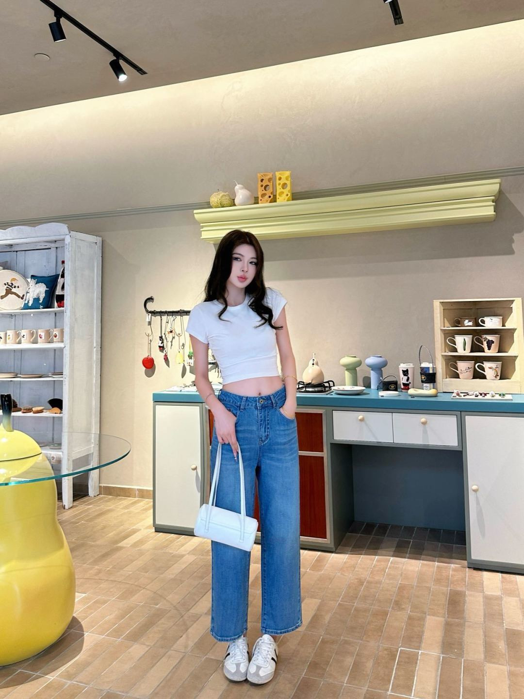 Loe New embroidered jeans