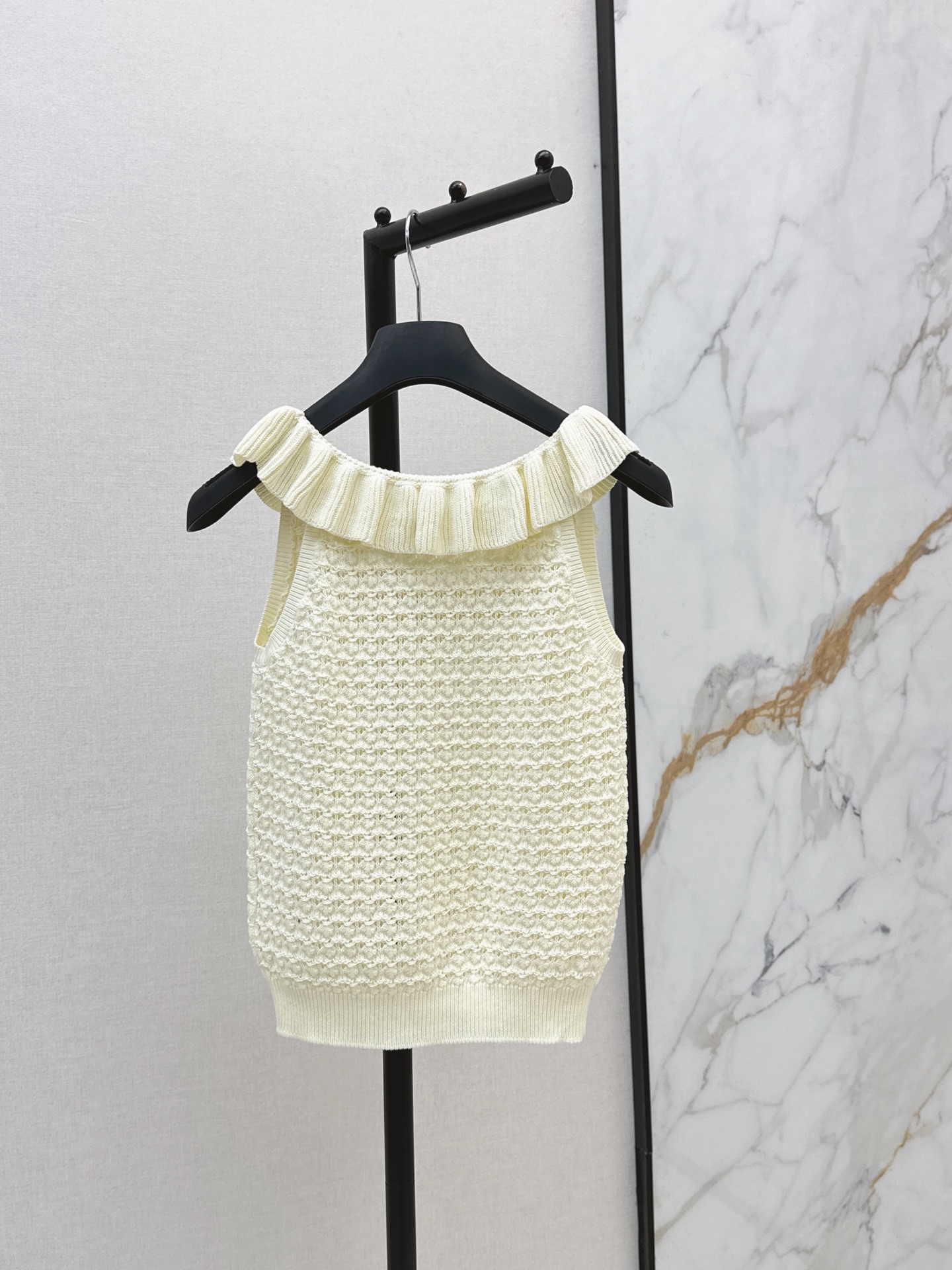 CD New Ruffled Collar Hollow Crochet Vest