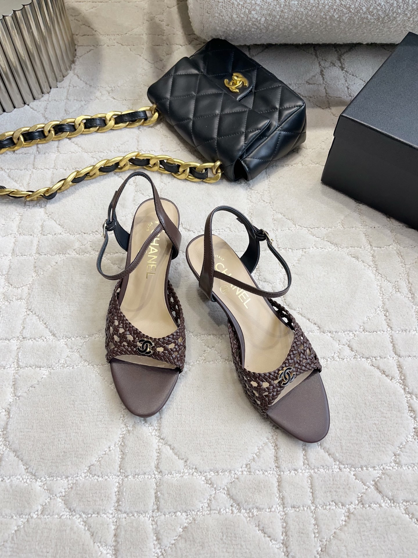 Chan NEW Woven hollow-out sandals