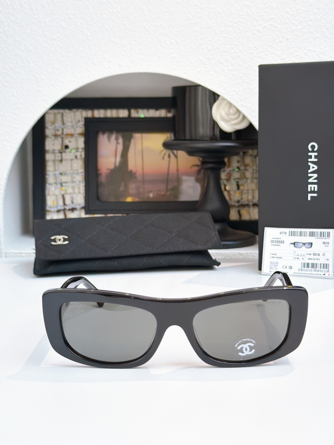 Chan New sunglasses