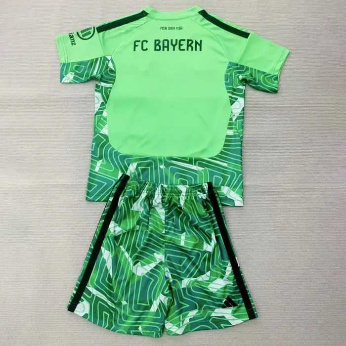 Kids Bayern Munich Goalkeeper Jersey Suit 26/27