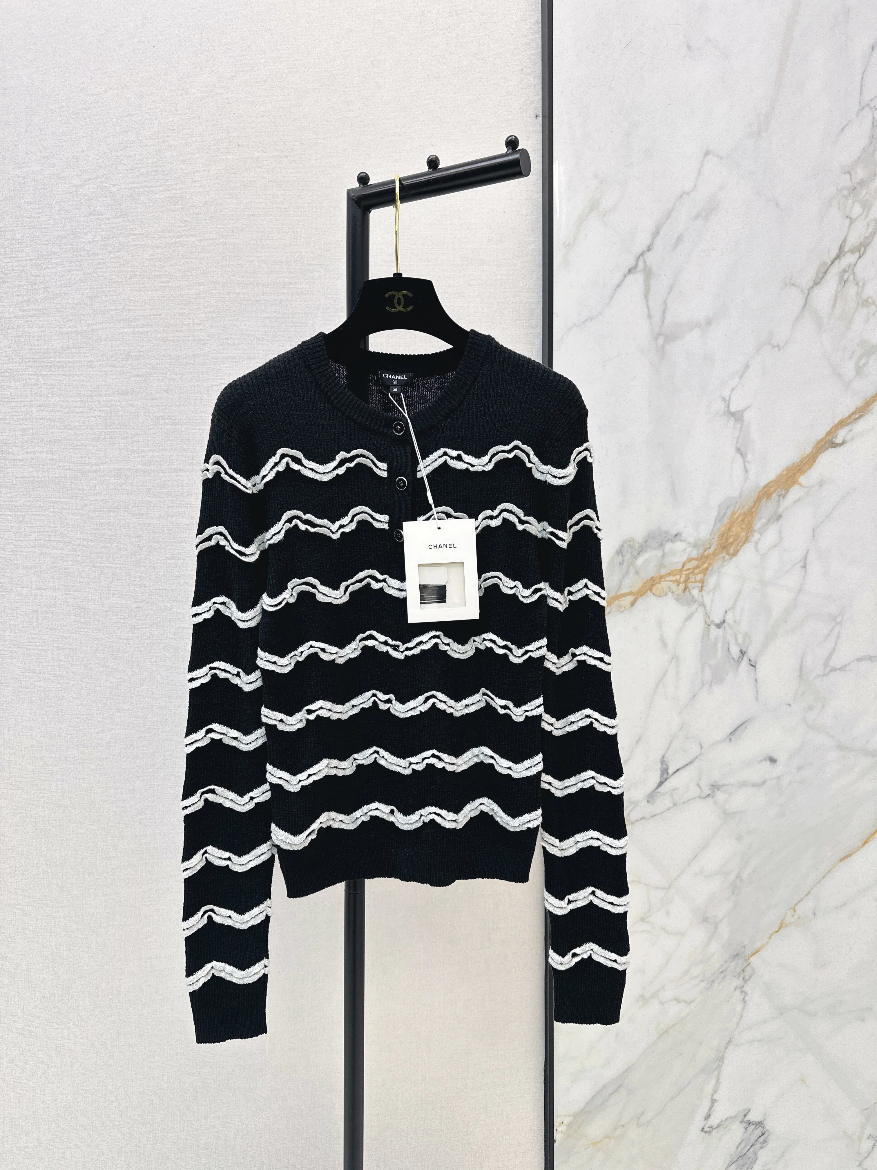 Chan NEW knitted cardigan