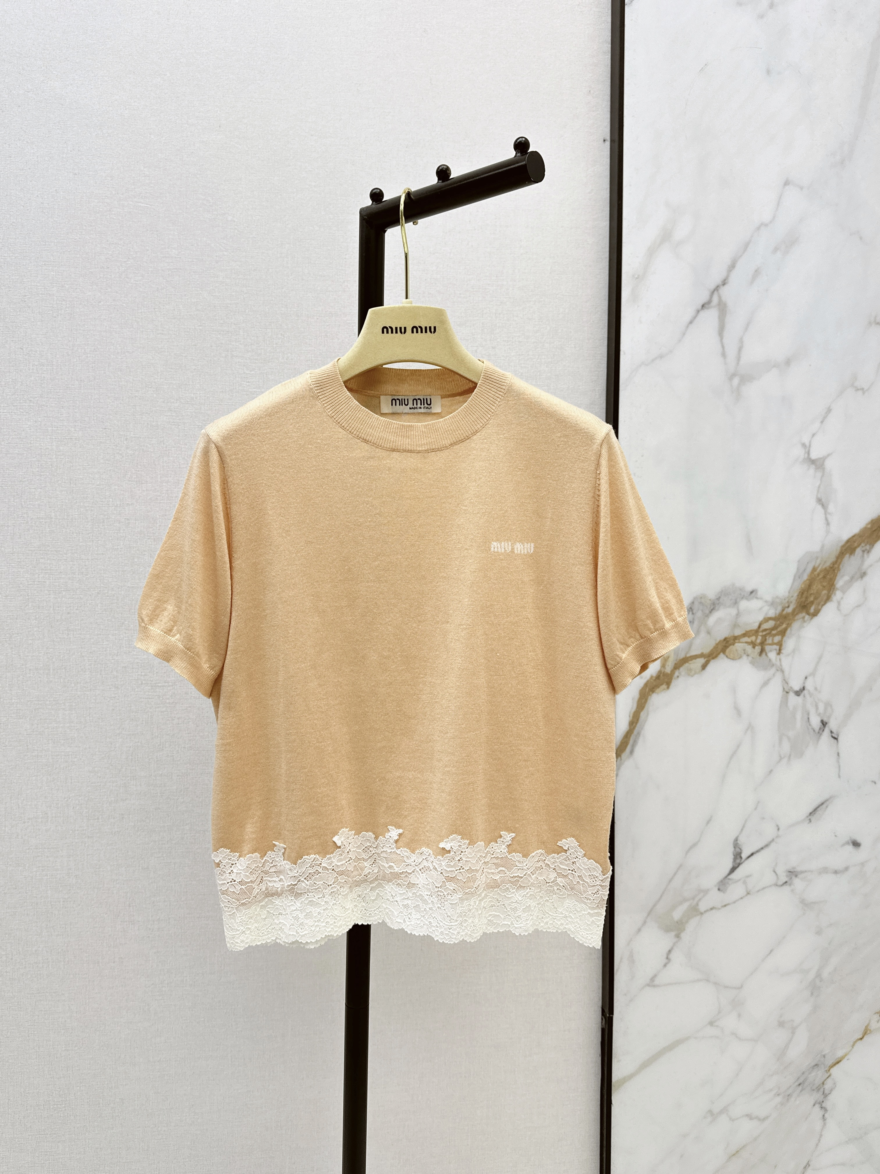 Miu New contract lace knitwear
