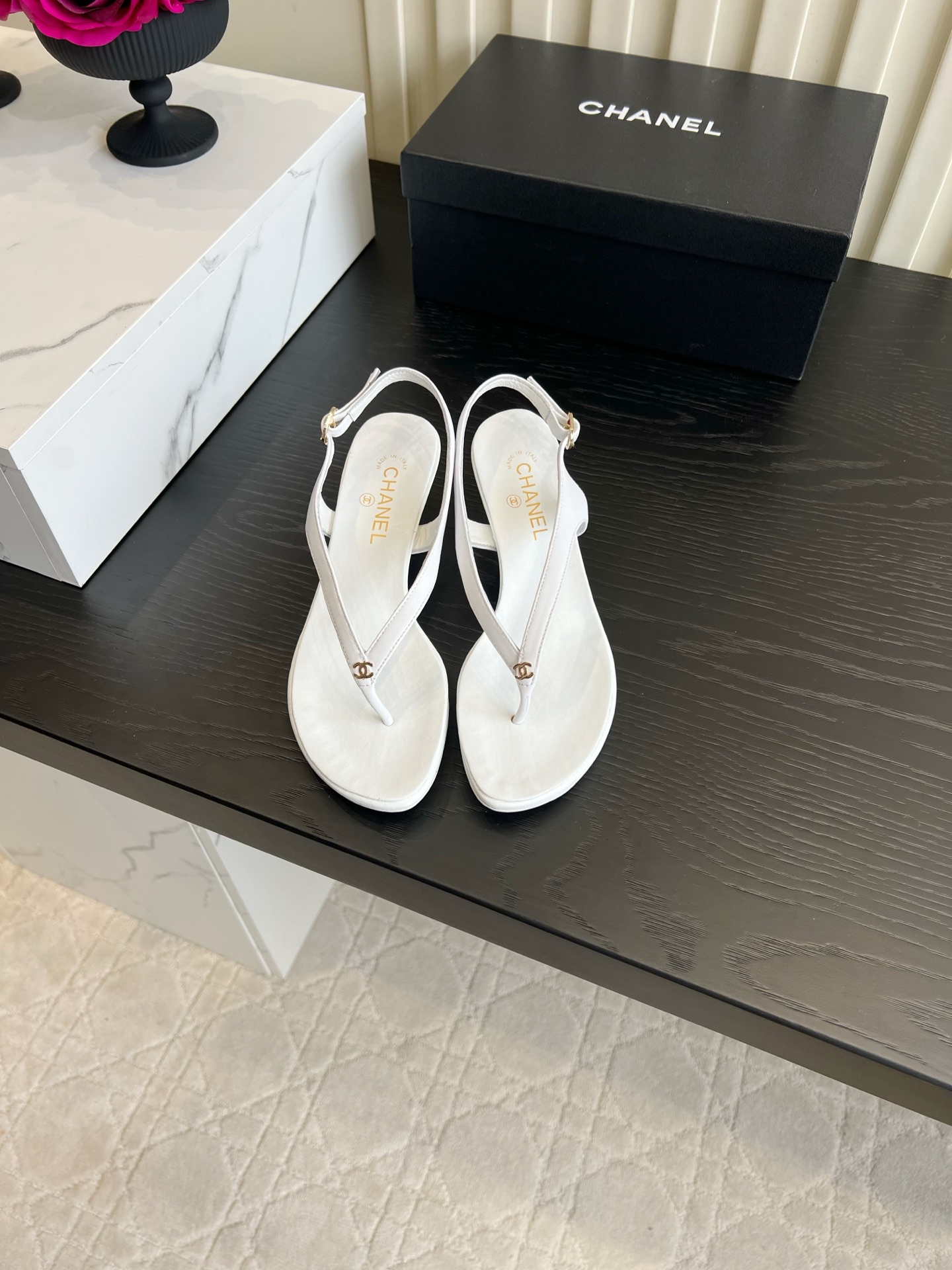 Chan NEW French slim heeled sandals with clipped toes