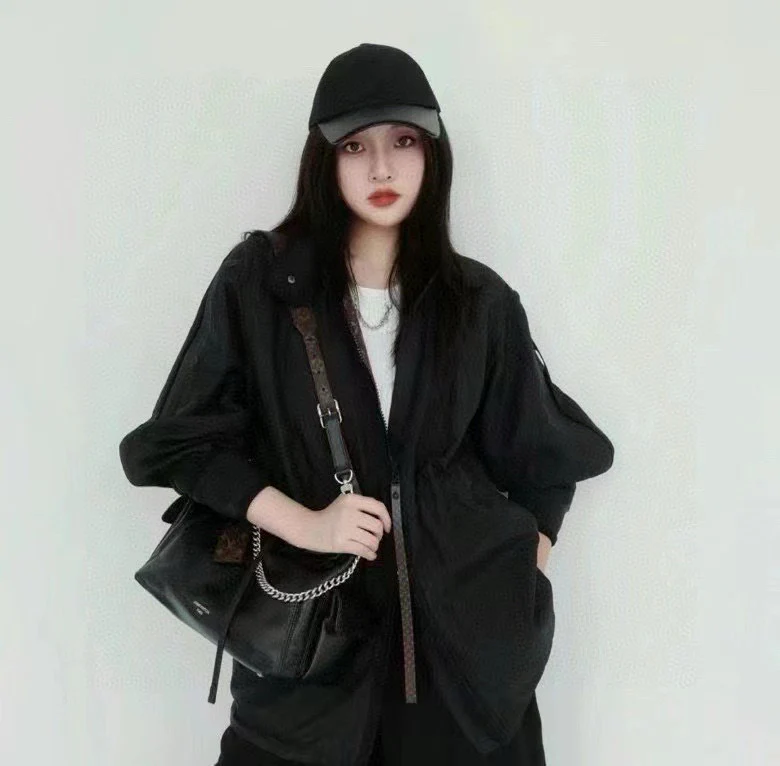 Louis New Small trumpet handbag