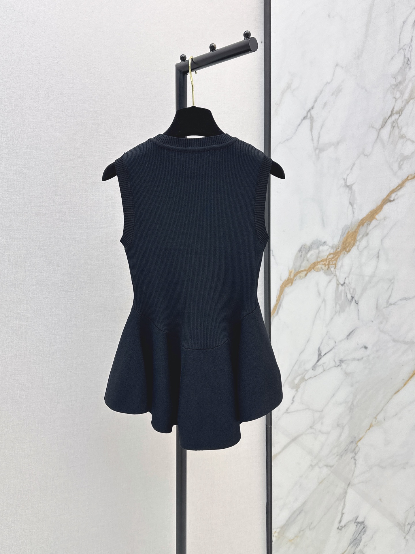 Chan New Sleeveless knitwear