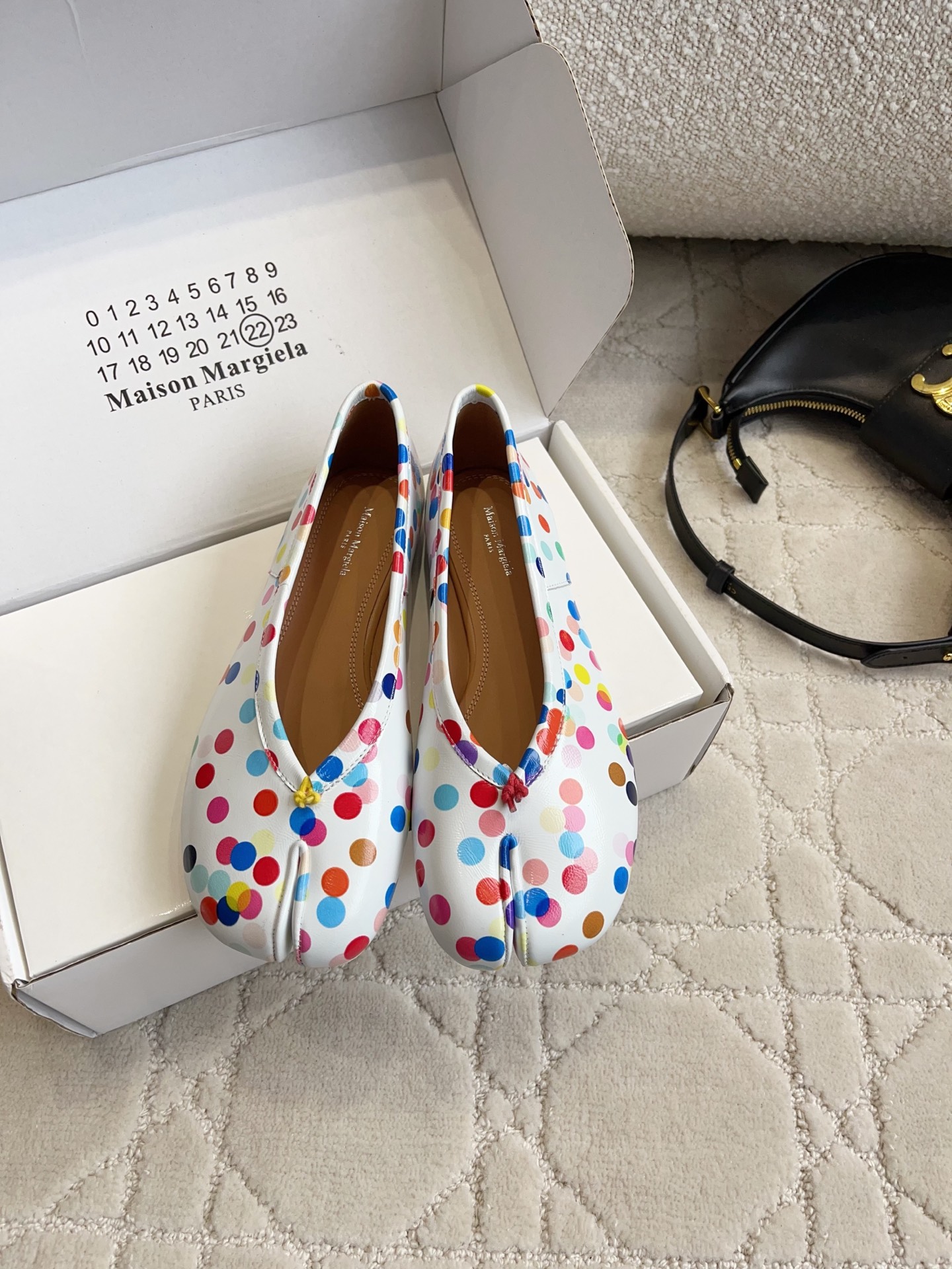 Maison New Toe-separating ballet flats