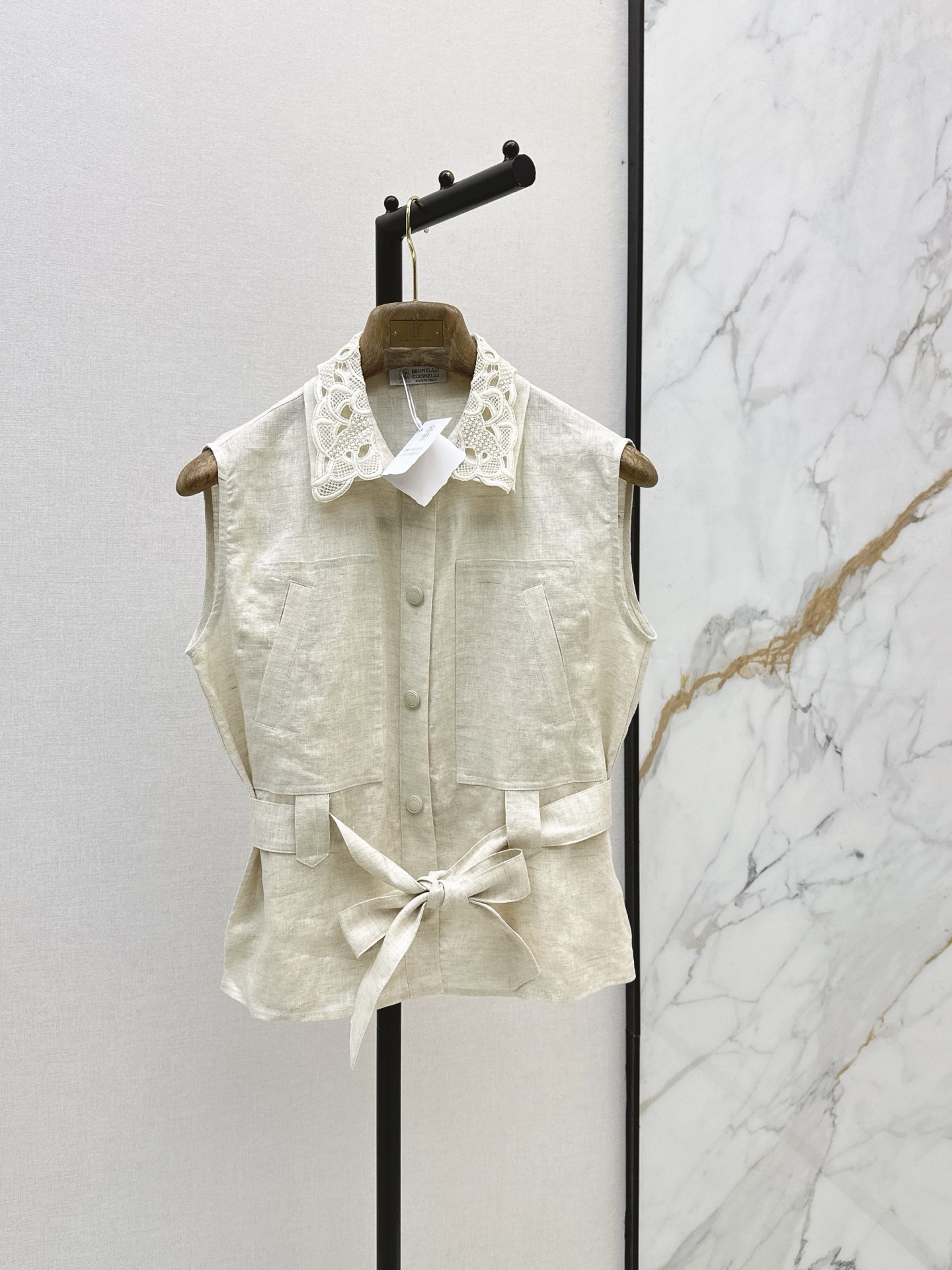 Brun New Embroidered Lace Vest