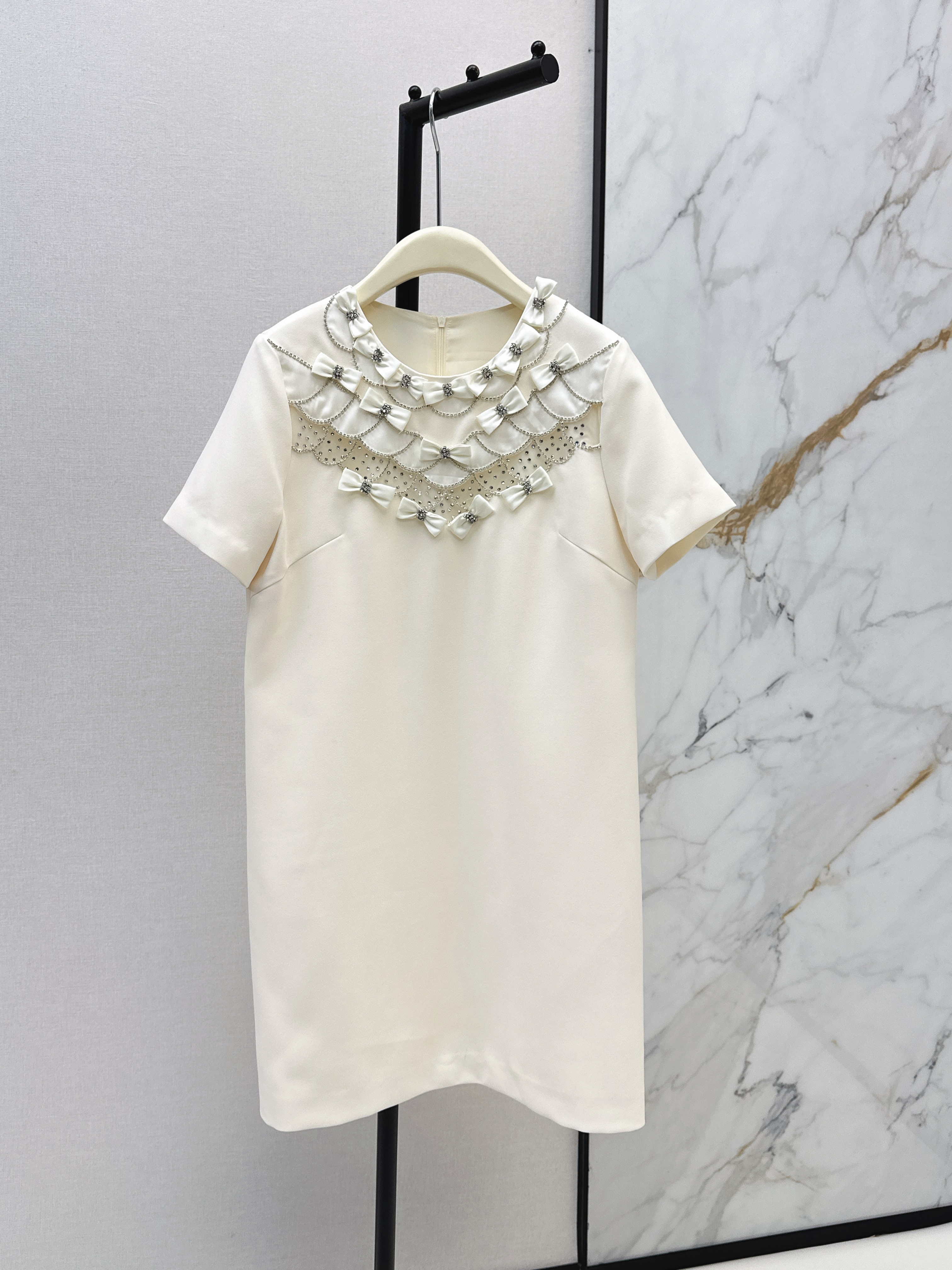 Val New bow rhinestone dress