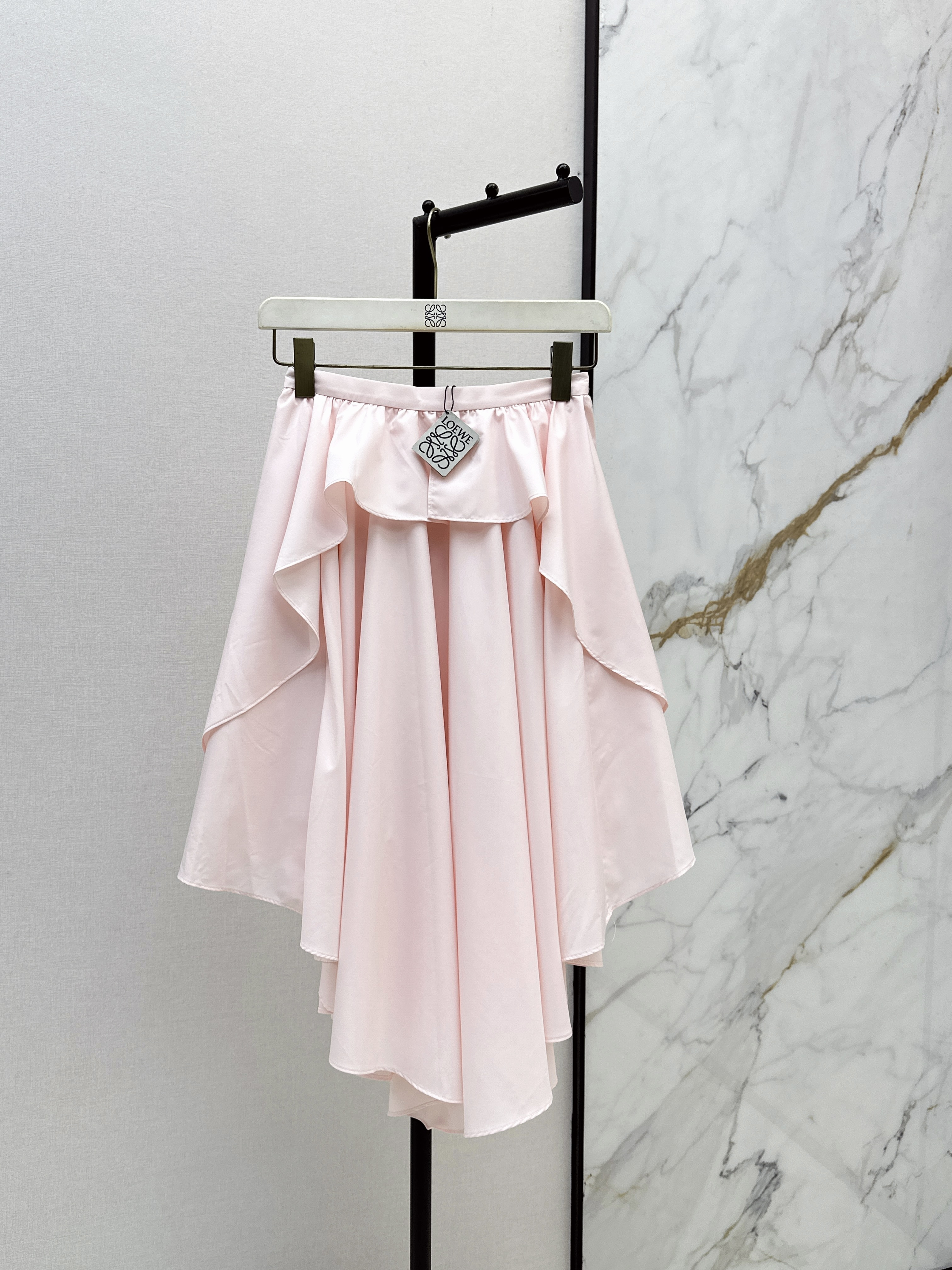 Loe New Asymmetrical skirt