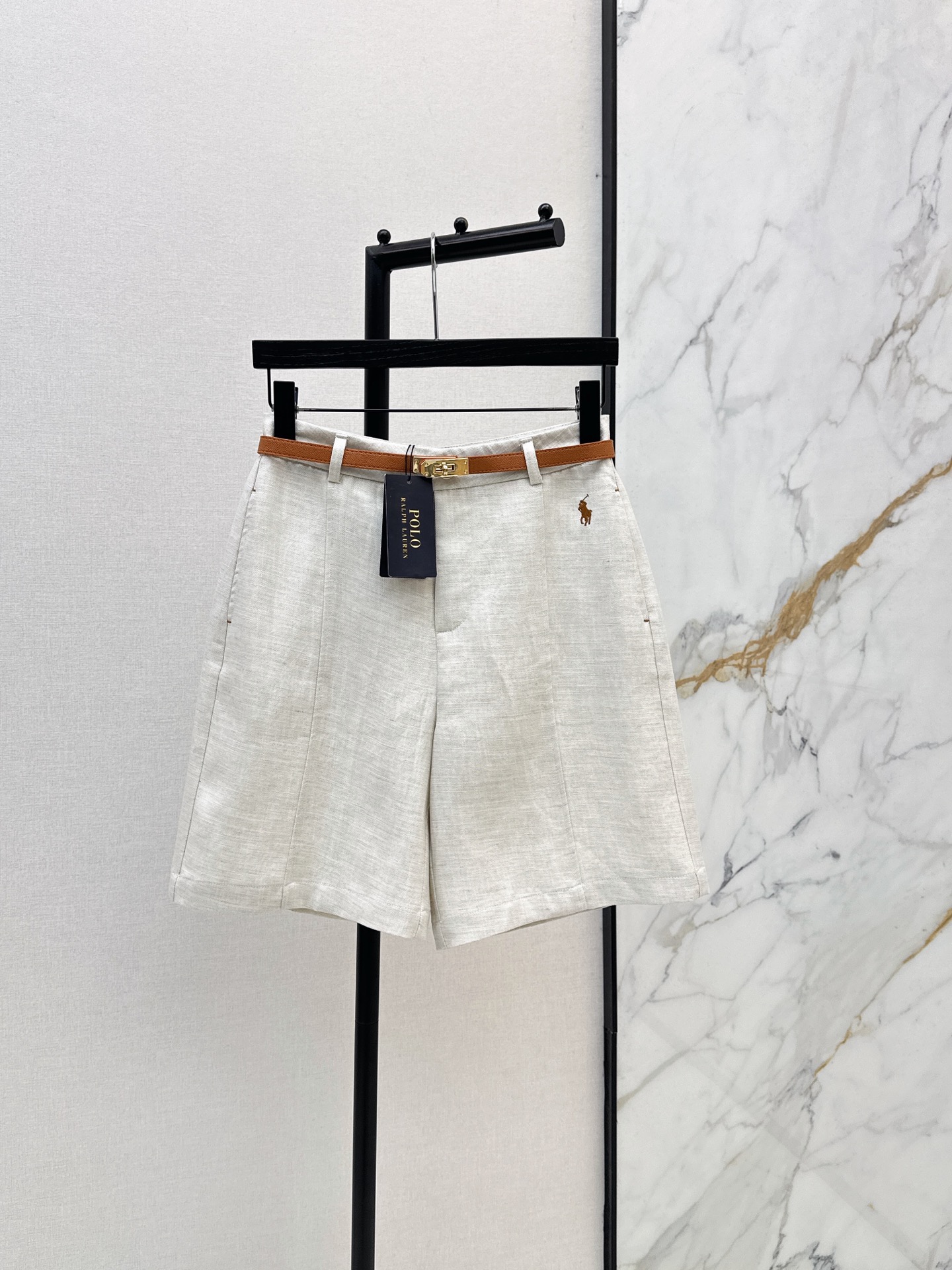 Ral New Straight-leg belt shorts