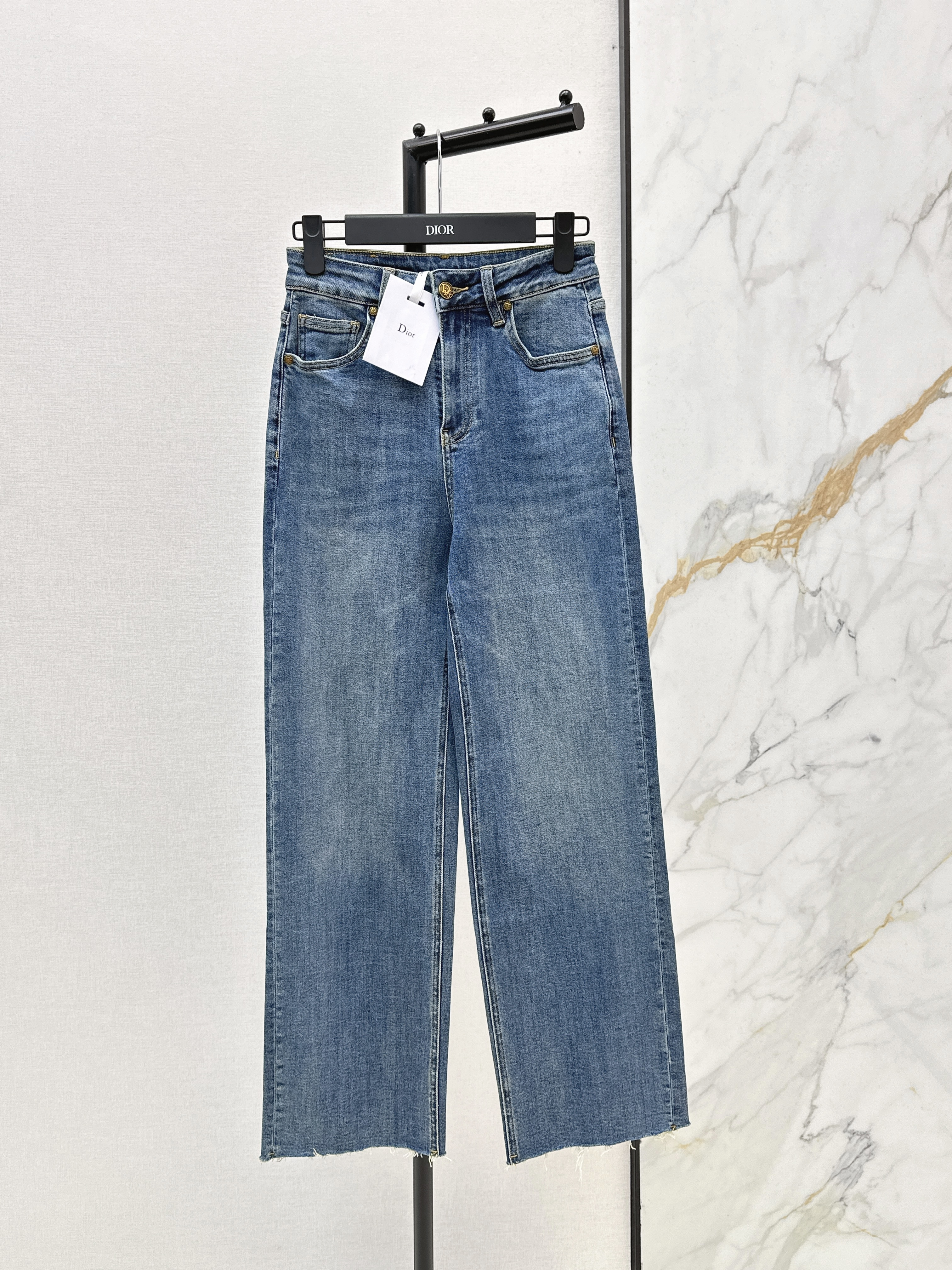 CD New straight jeans