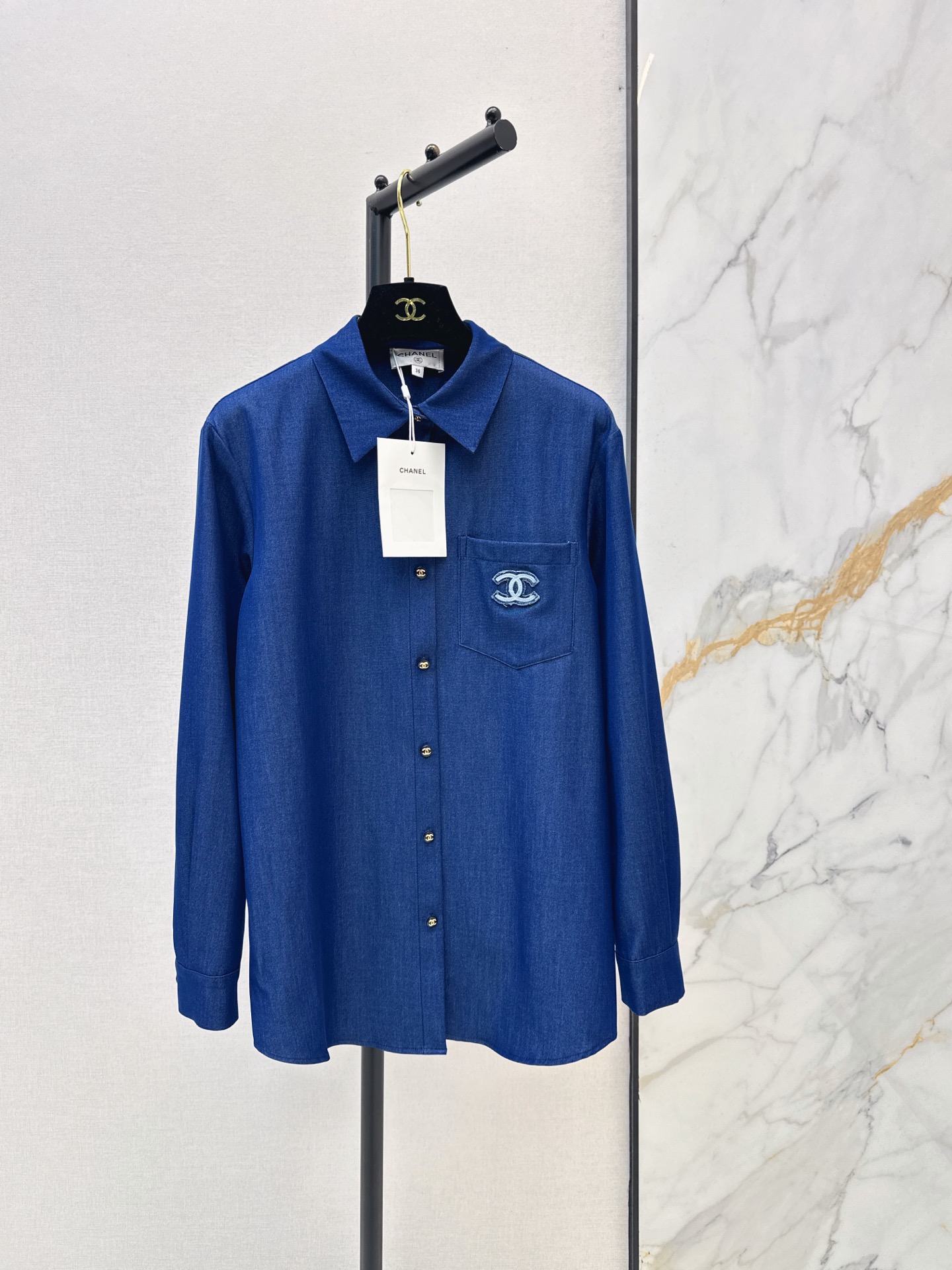 Chan New Embroidered denim shirt