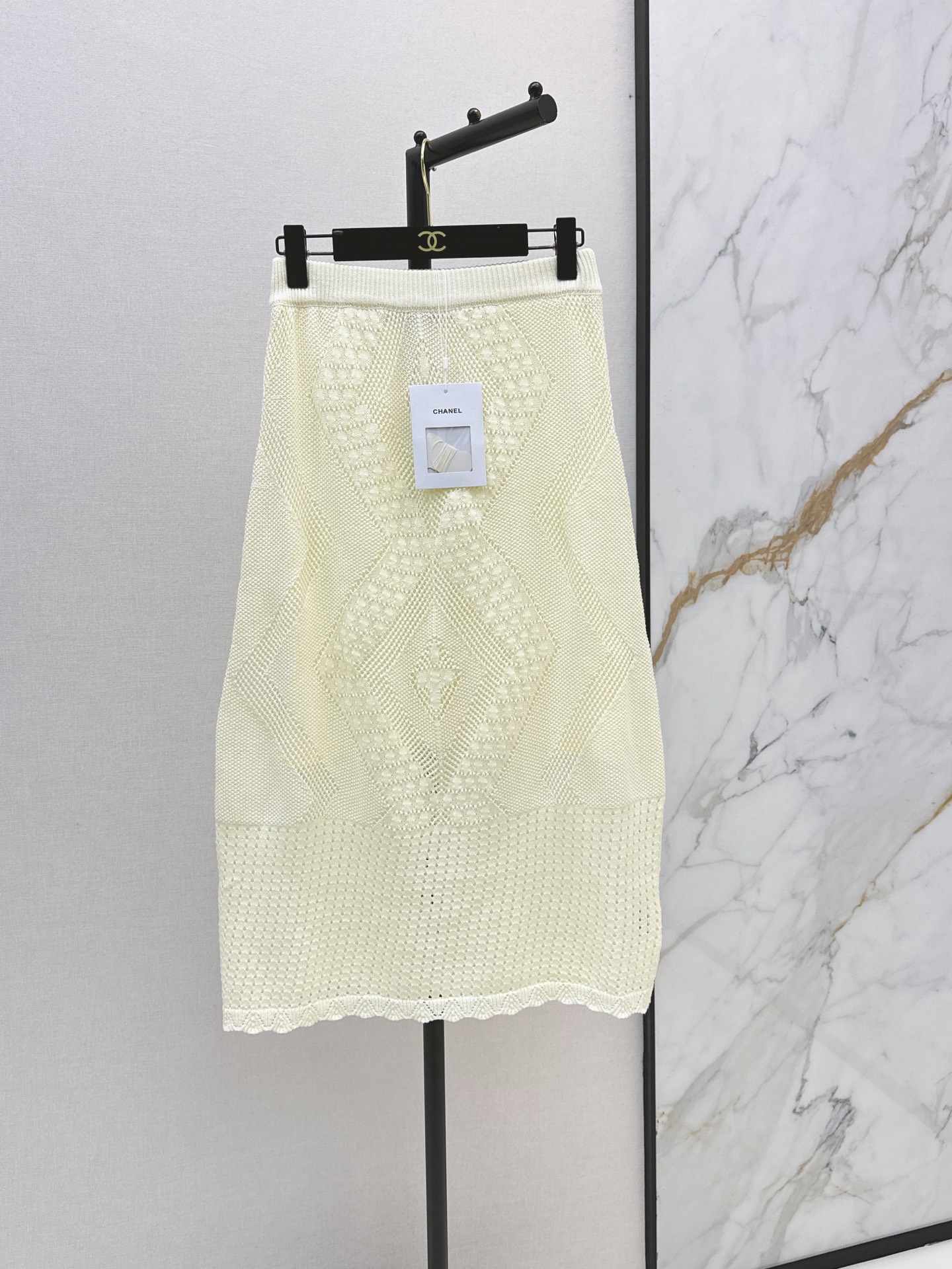 Chan New Hollow-knit skirt