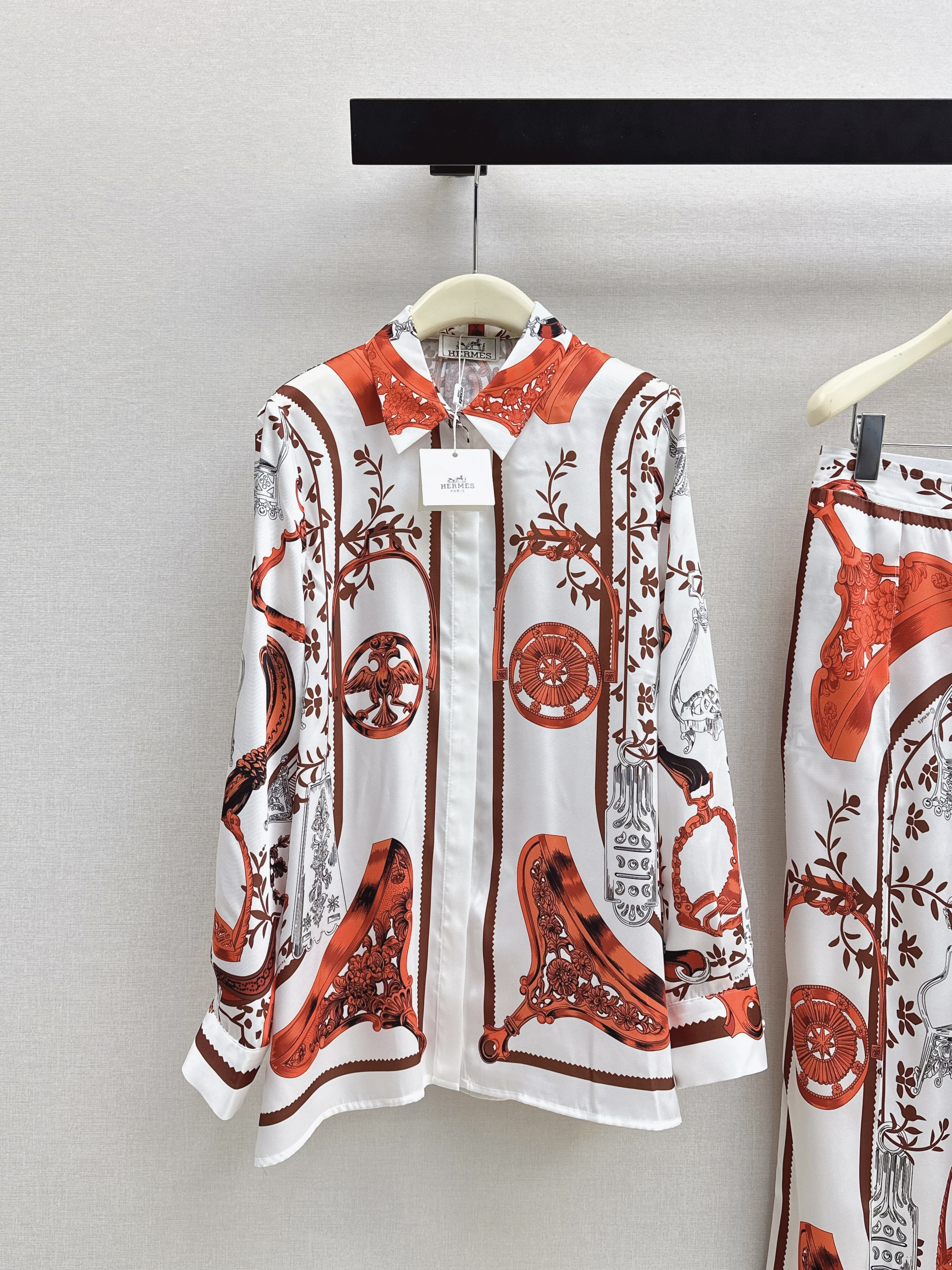 Herm New print silk shirt
