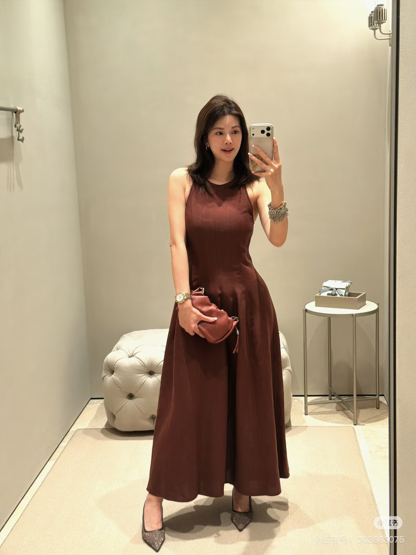 Brun New sleeveless dress