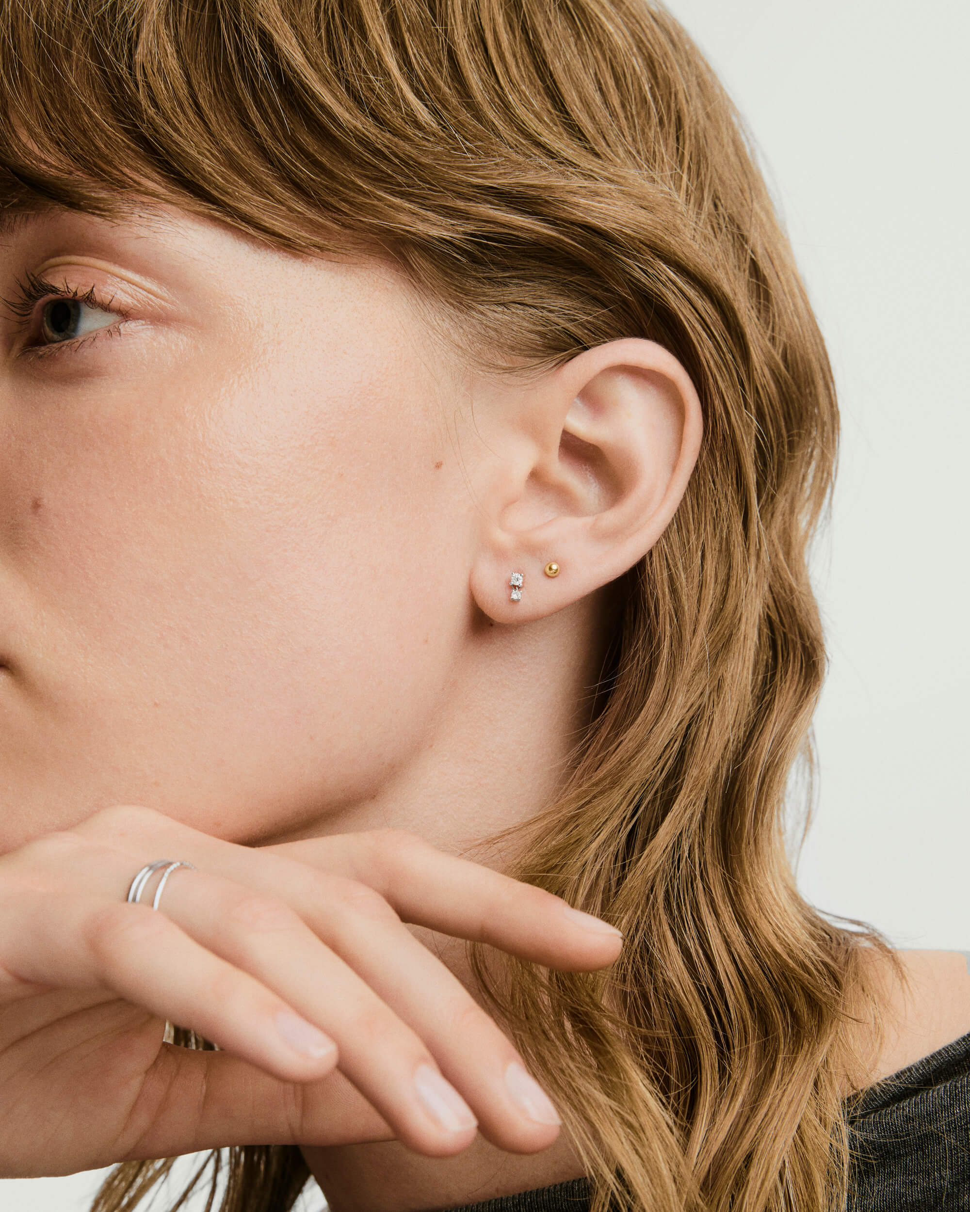 Piercing Studio - Single Diamond Droplet Stud
