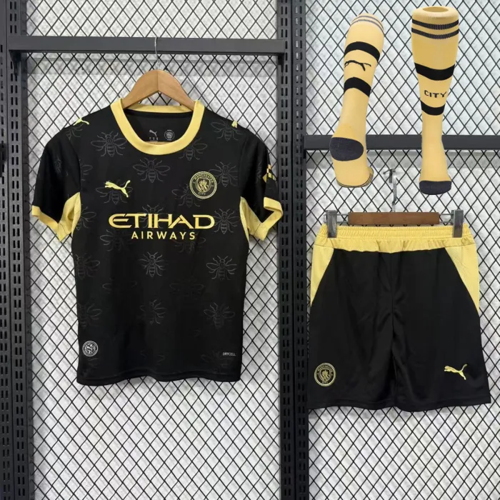 Kids MCFC Away Suit & Socks 26/27