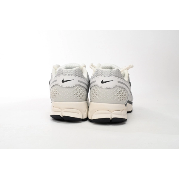 Nike Air Zoom Vomero 5 Silver FD0884-025