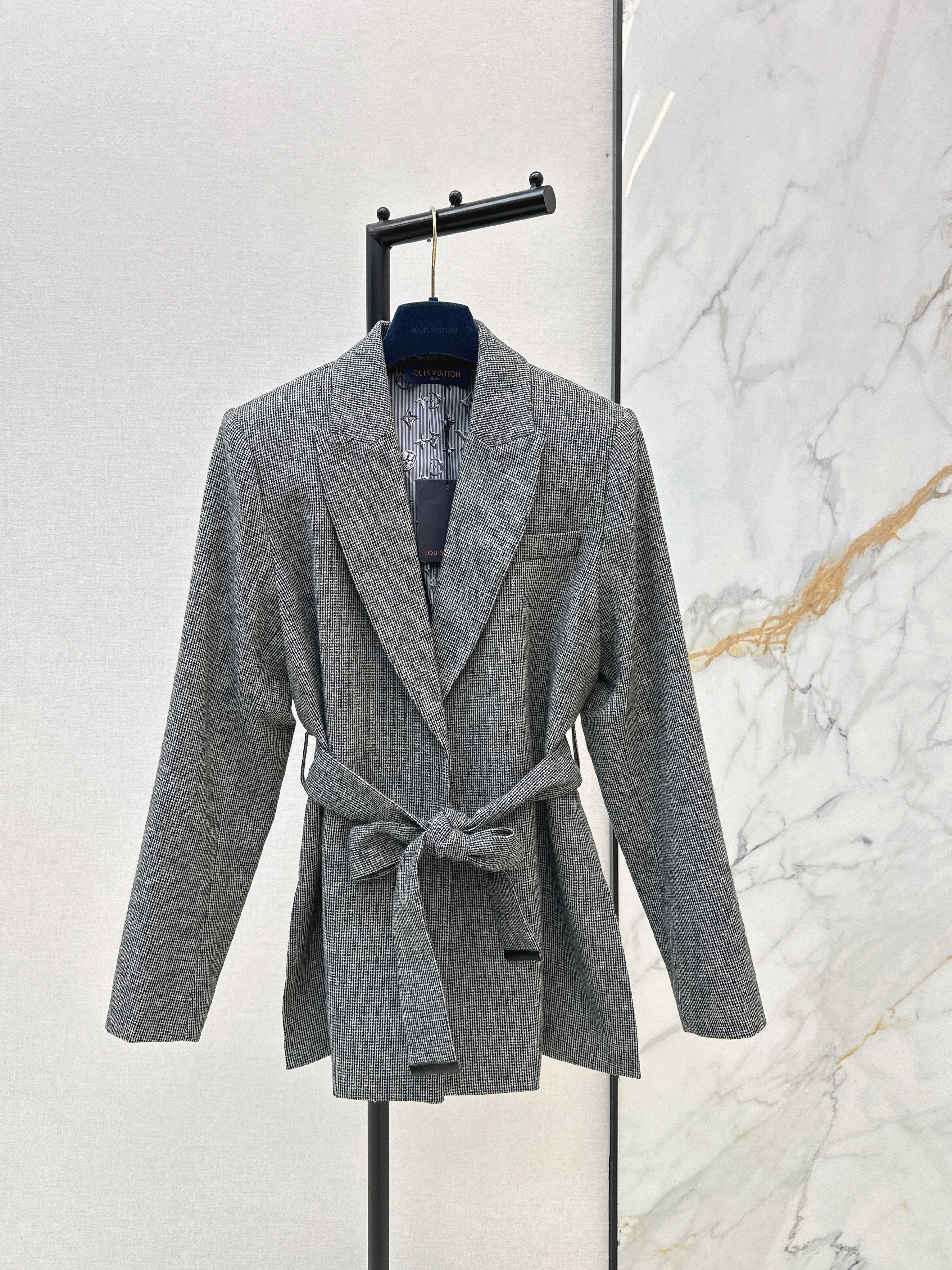 Louis NEW belted blazer