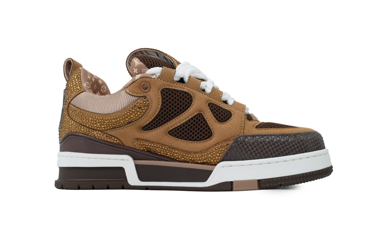 Pkkicks God Batch LOUIS VUITTON White Brown Diamond Surface