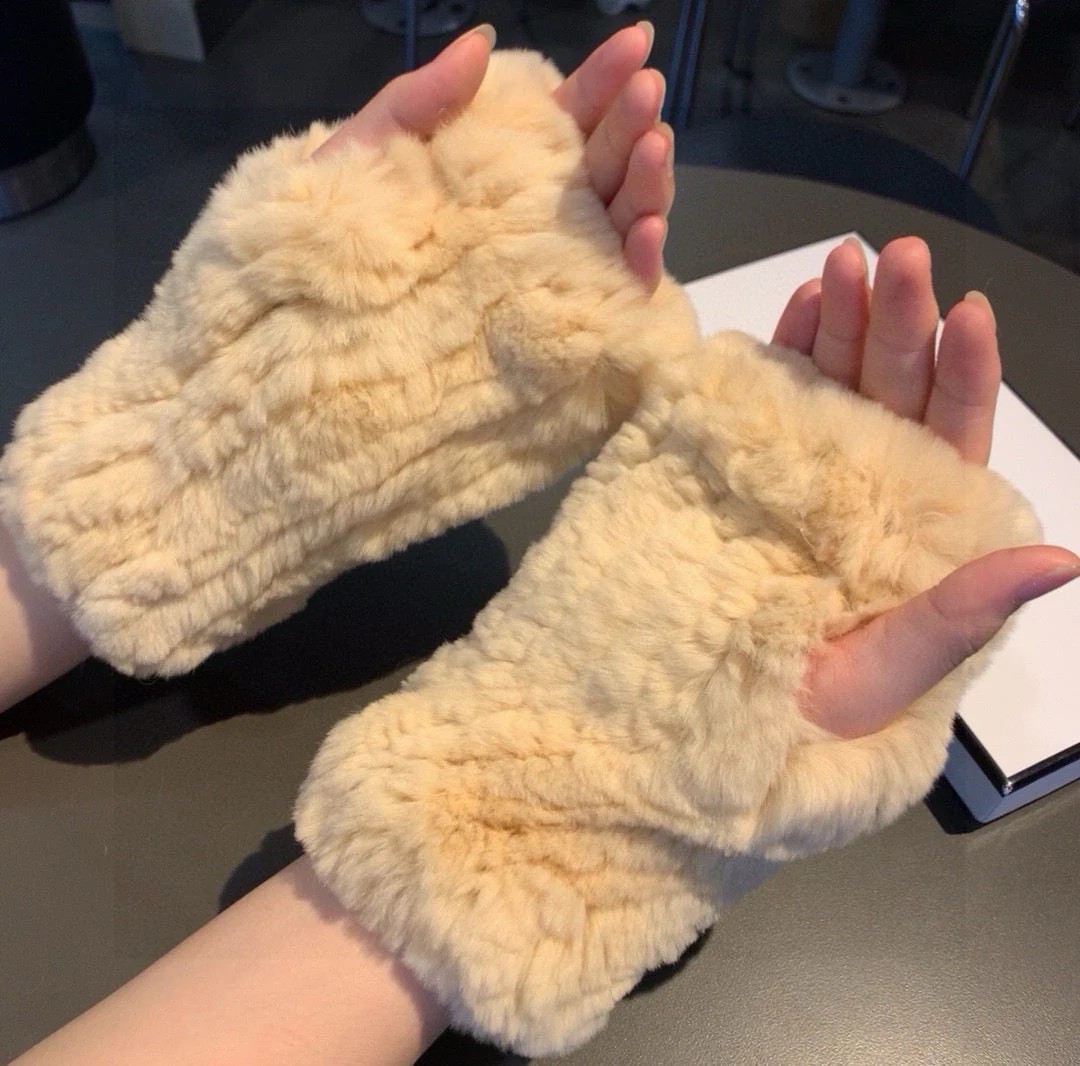 Chan Autumn and winter lazy rabbit fur half gloves