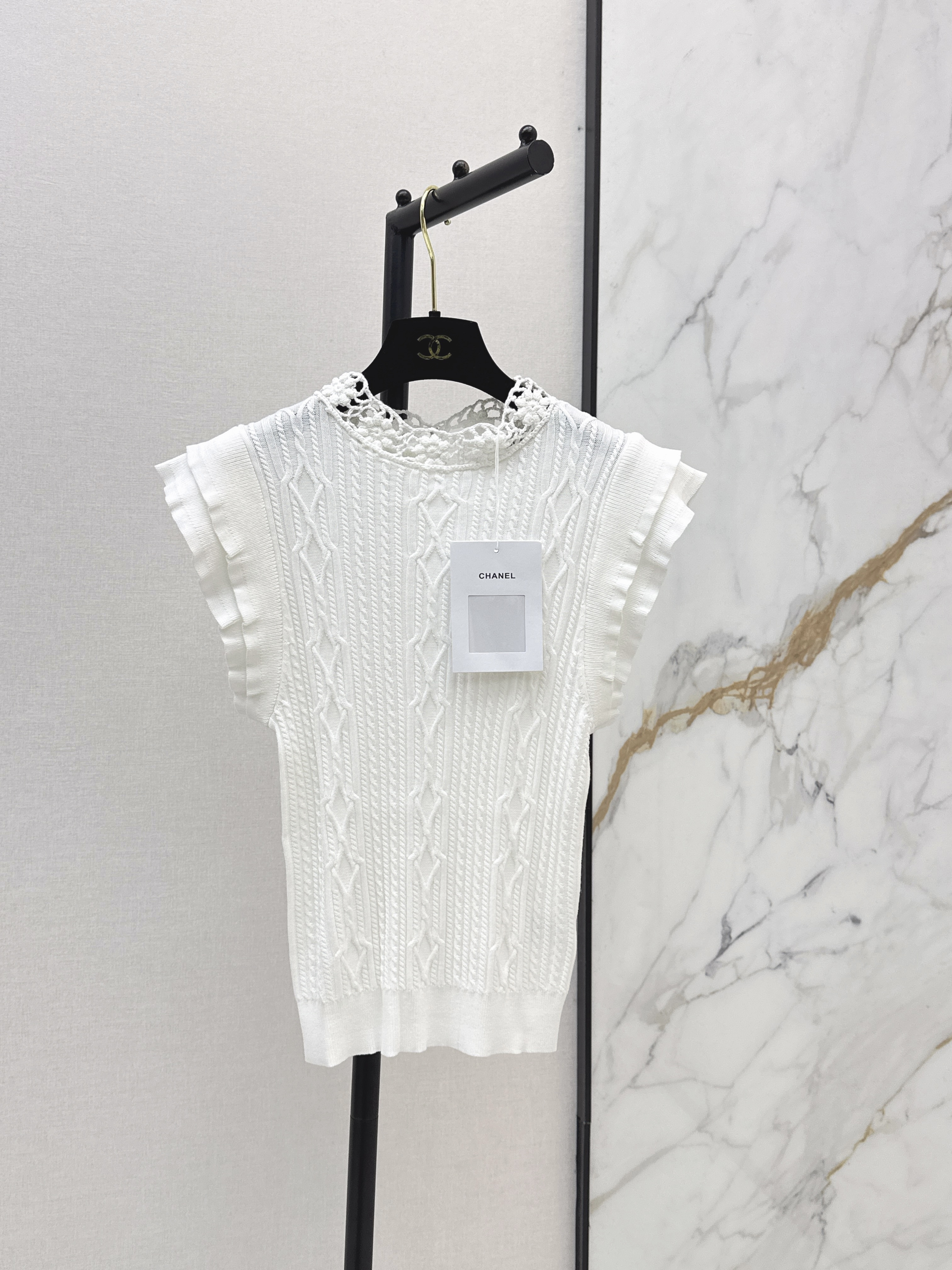 Chan New lace top