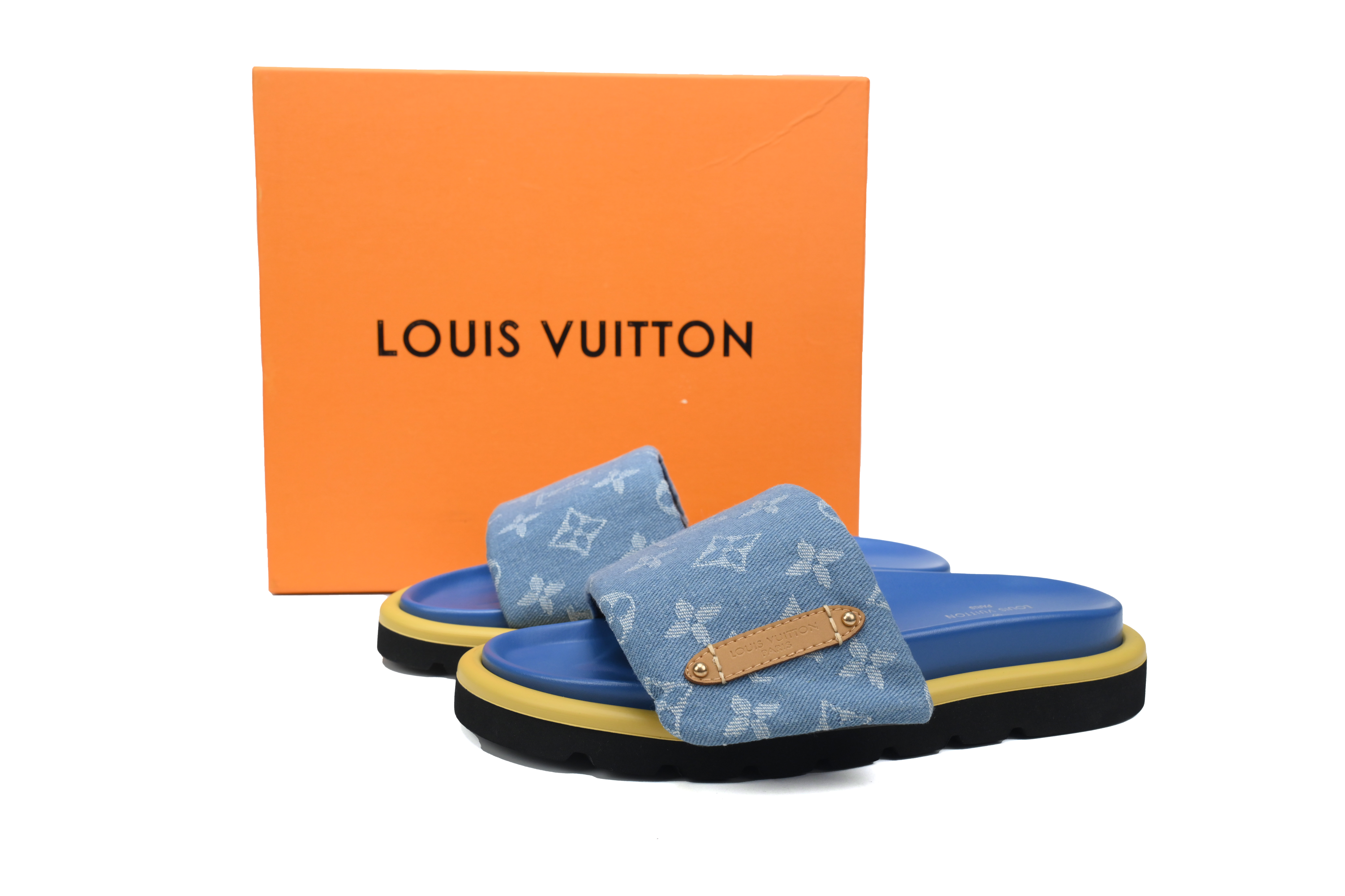 Pkkicks God Batch LOUIS VUITTON Pool Pillow Comfort Light blue denim