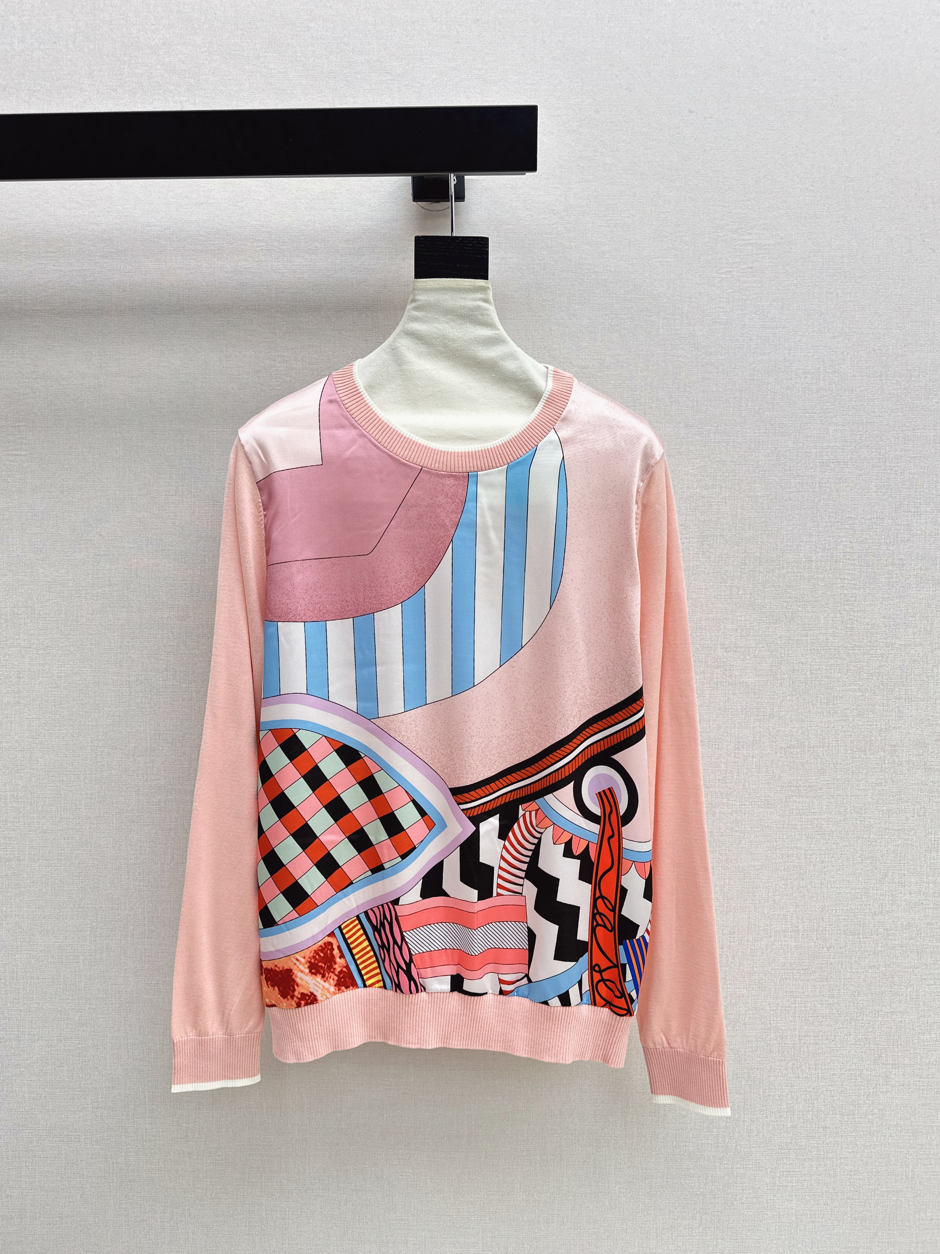 Herm New print knitwear
