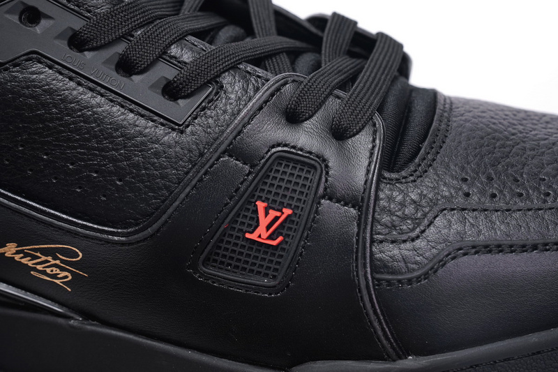 Pkkicks God Batch LOUIS VUITTON Trainer Black Litchi Pattern FD0226