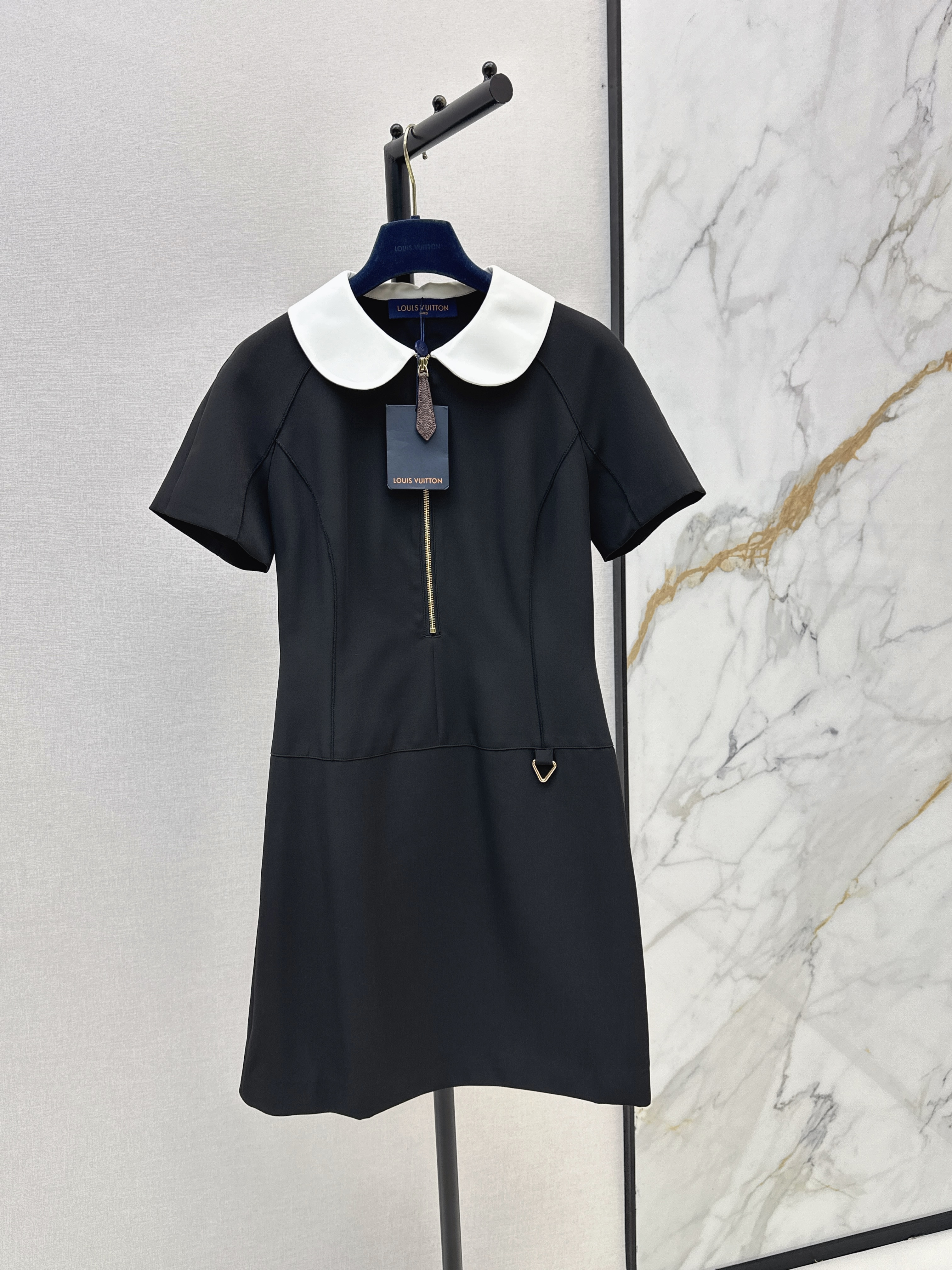 Louis New Hepburn-style short-sleeve dress