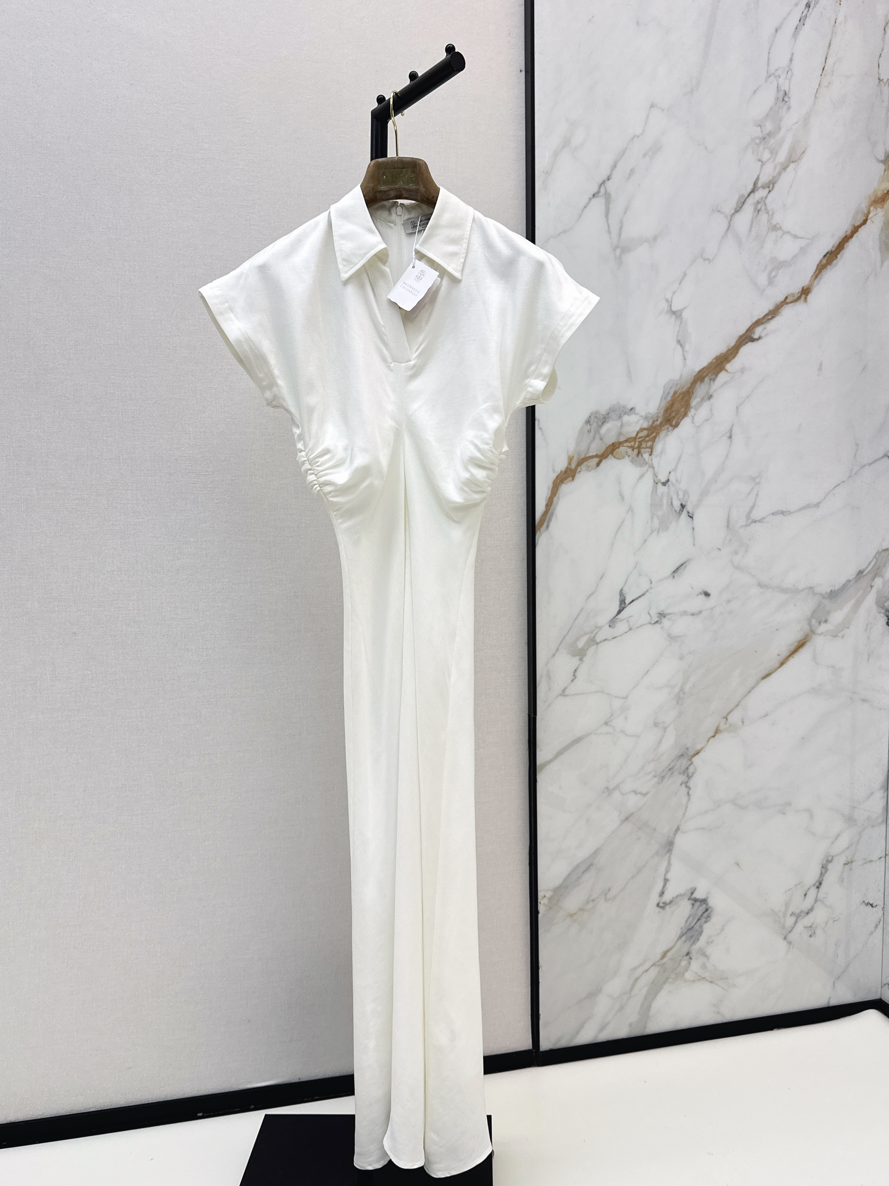Brun New dress