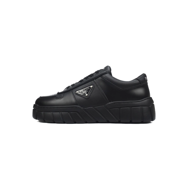 Prada Low-Top Sneakers Serrated Black