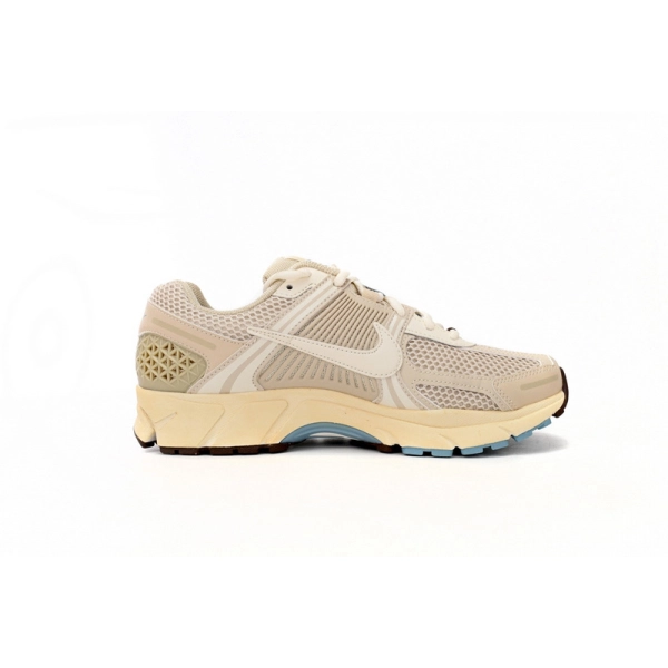 NikeAir Zoom Vomero 5 Beige  FB8825-111