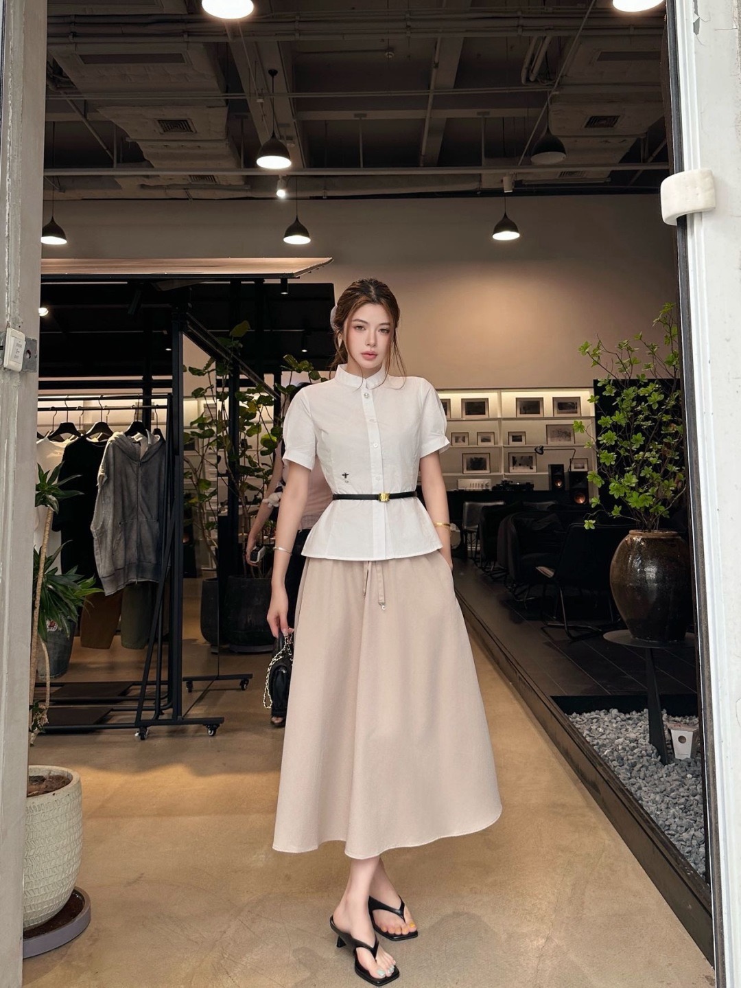 CD New Embroidered Belt Shirt