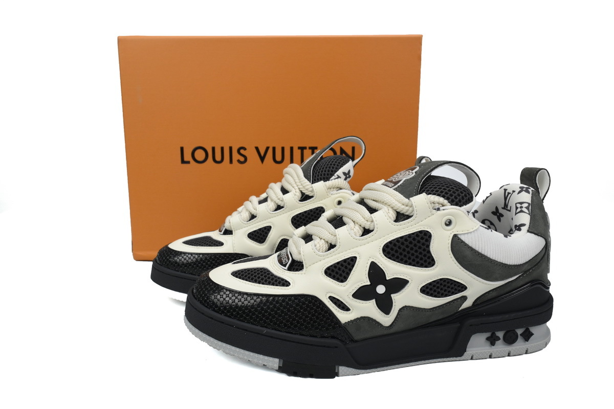 Pkkicks God Batch LOUIS VUITTON Leather lace up Fashionable Board Shoes Black Gray 1AC52M