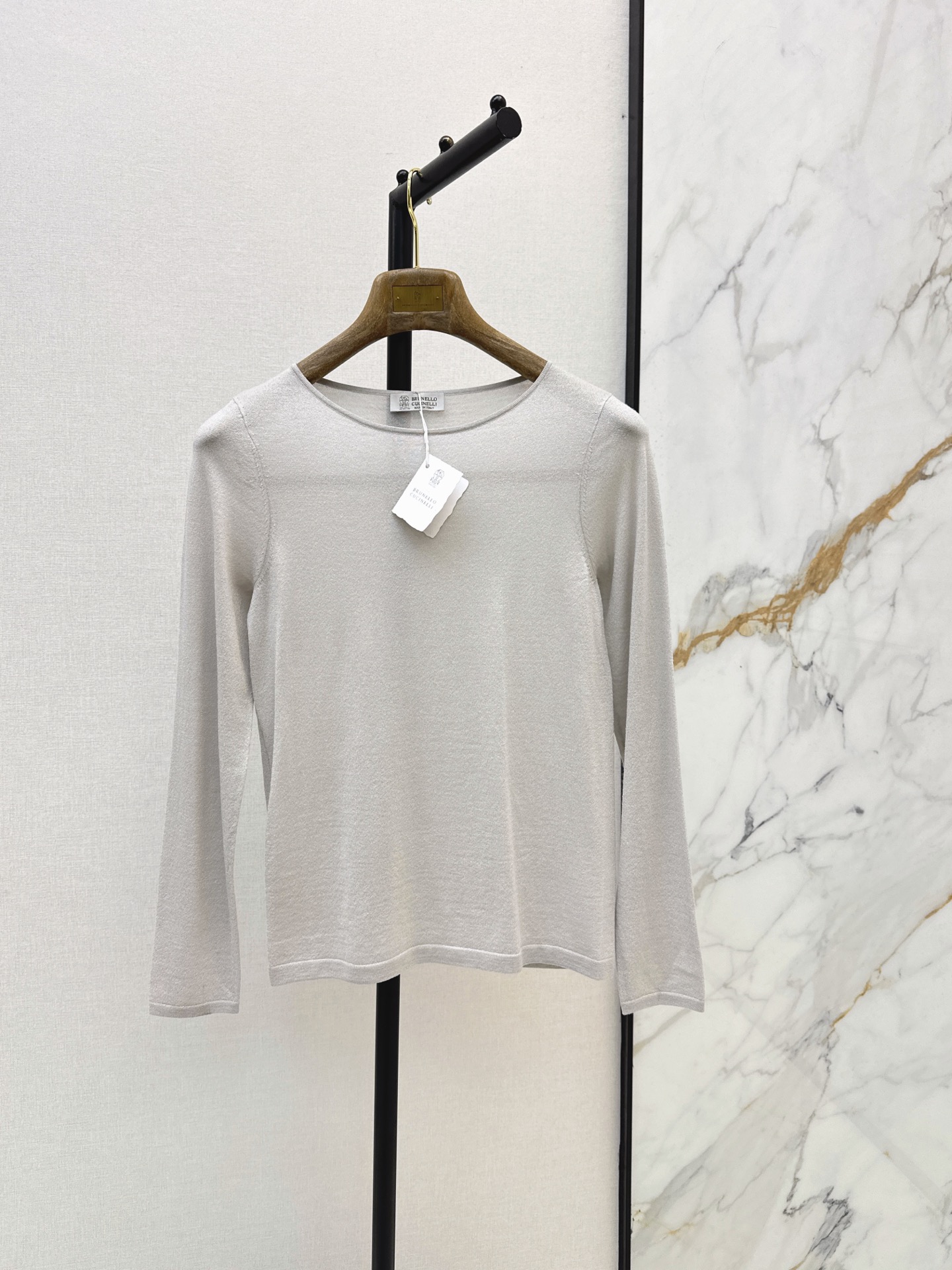 Brun New base layer top