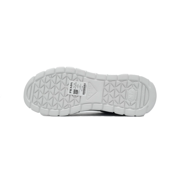 Prada Low-Top Sneakers Serrated Black And  White