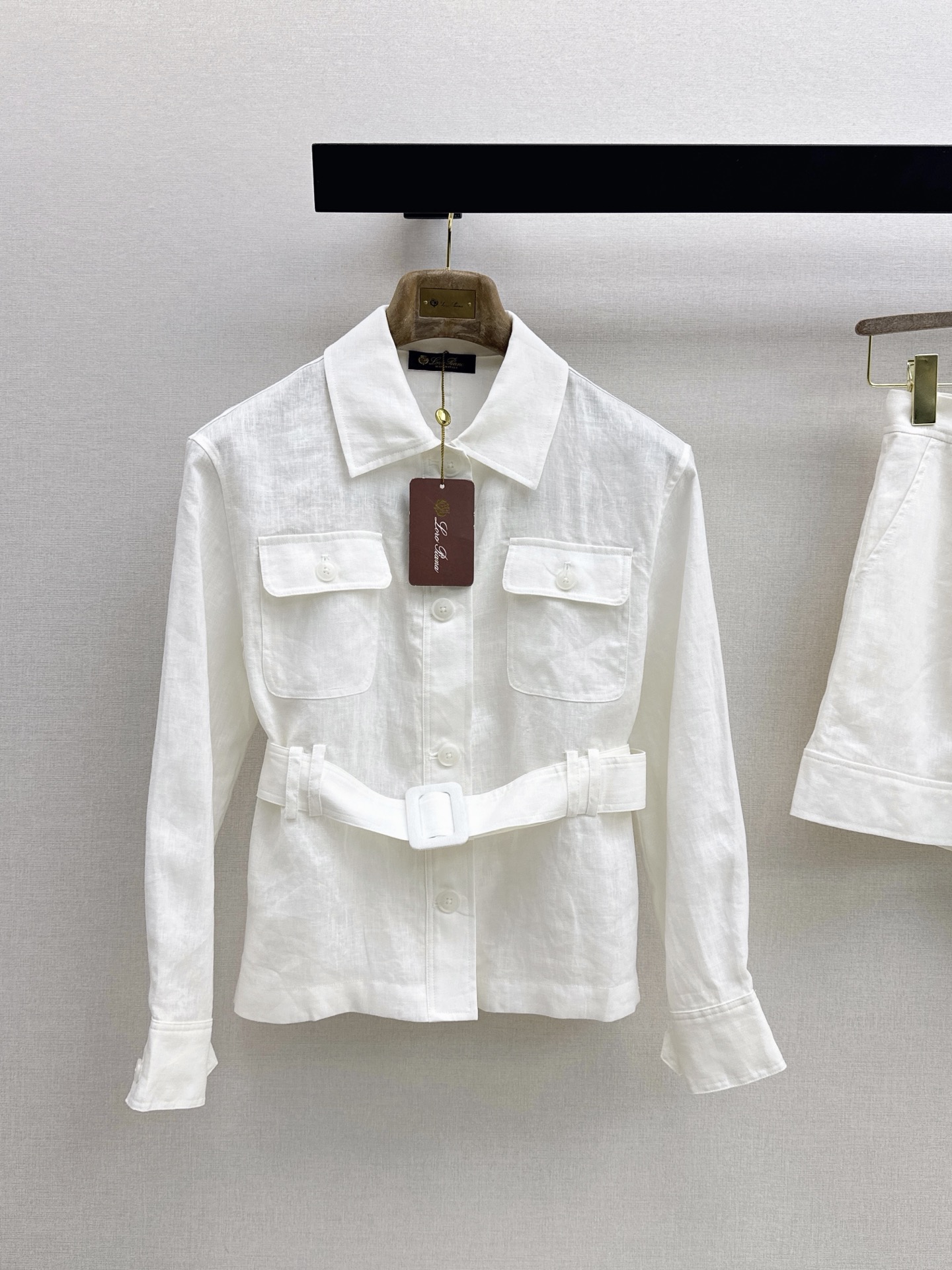Loro New Waist-cinching jacket