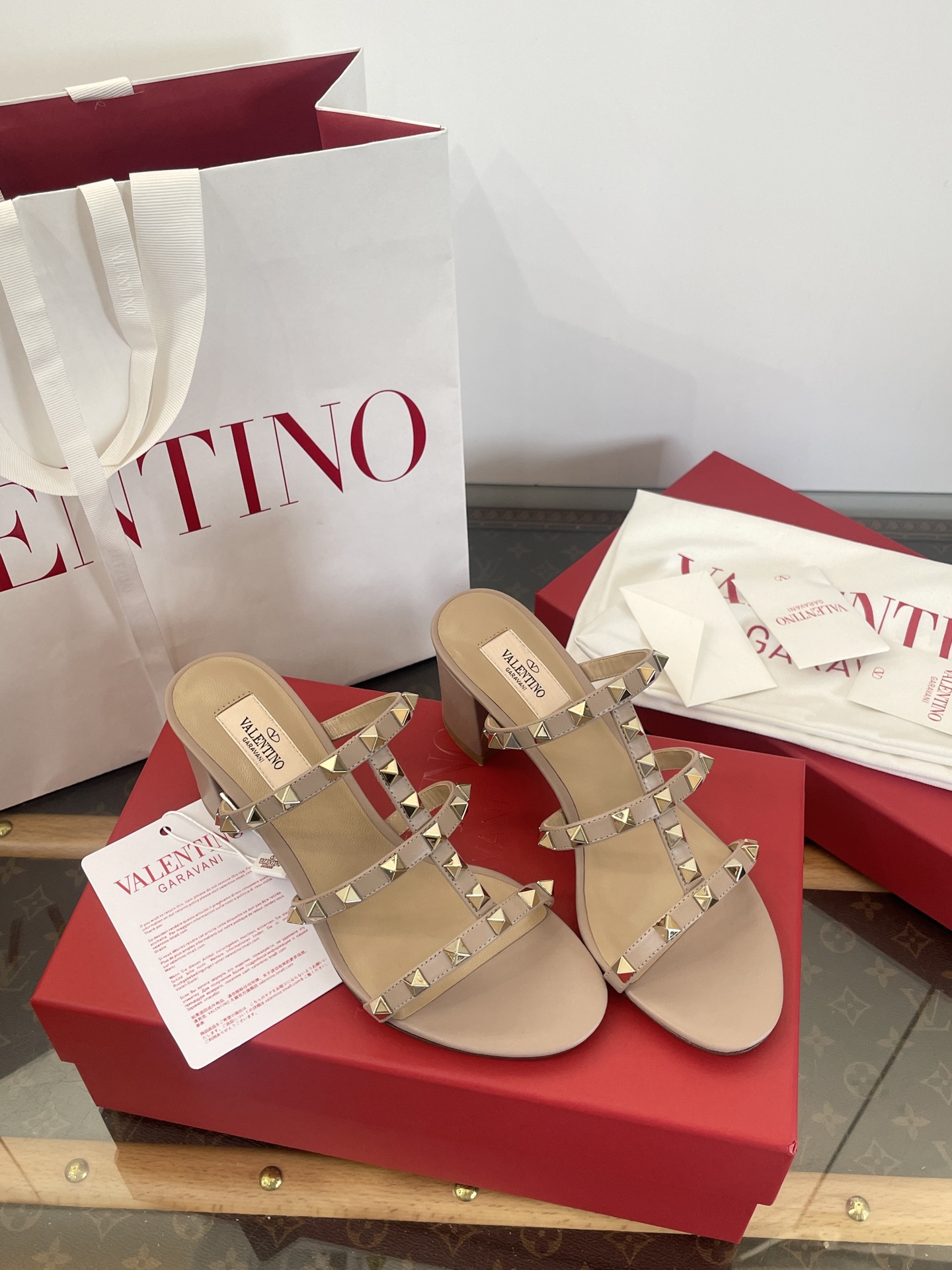 Val New studded high-heeled sandals