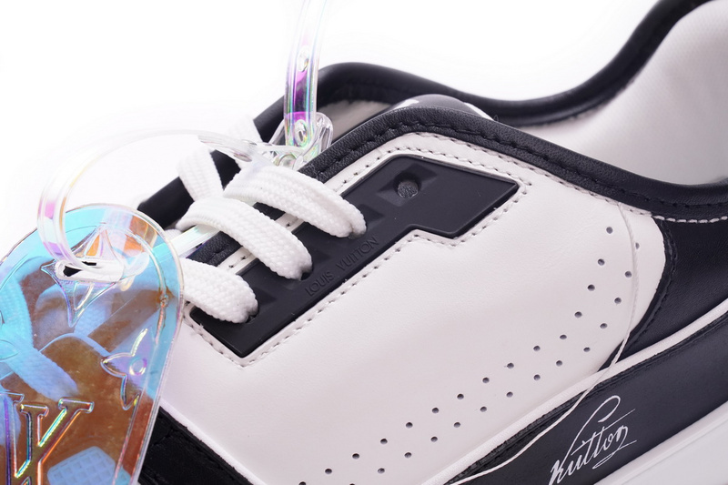 Pkkicks God Batch LOUIS VUITTON Trainer Black Blue GO1220