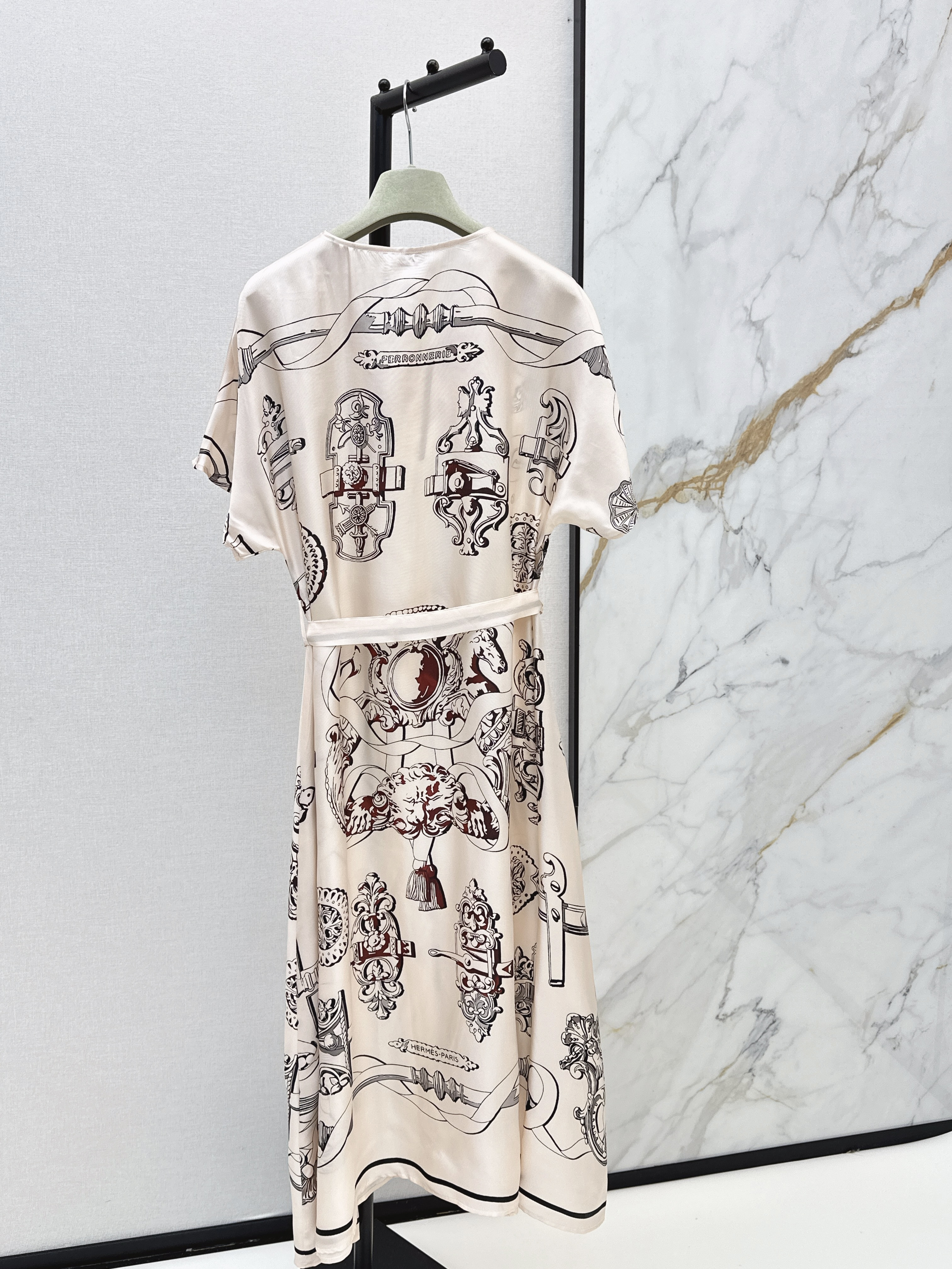 Herm New Slit dress